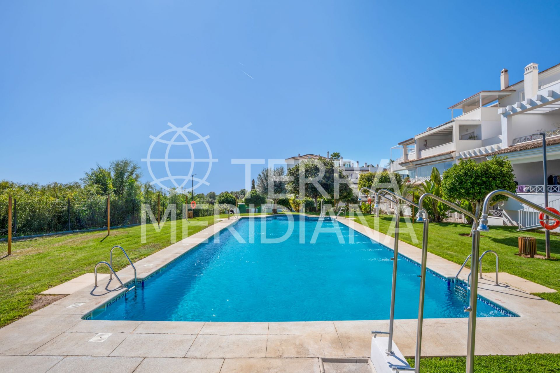 Apartment in Rio Real Golf, Marbella