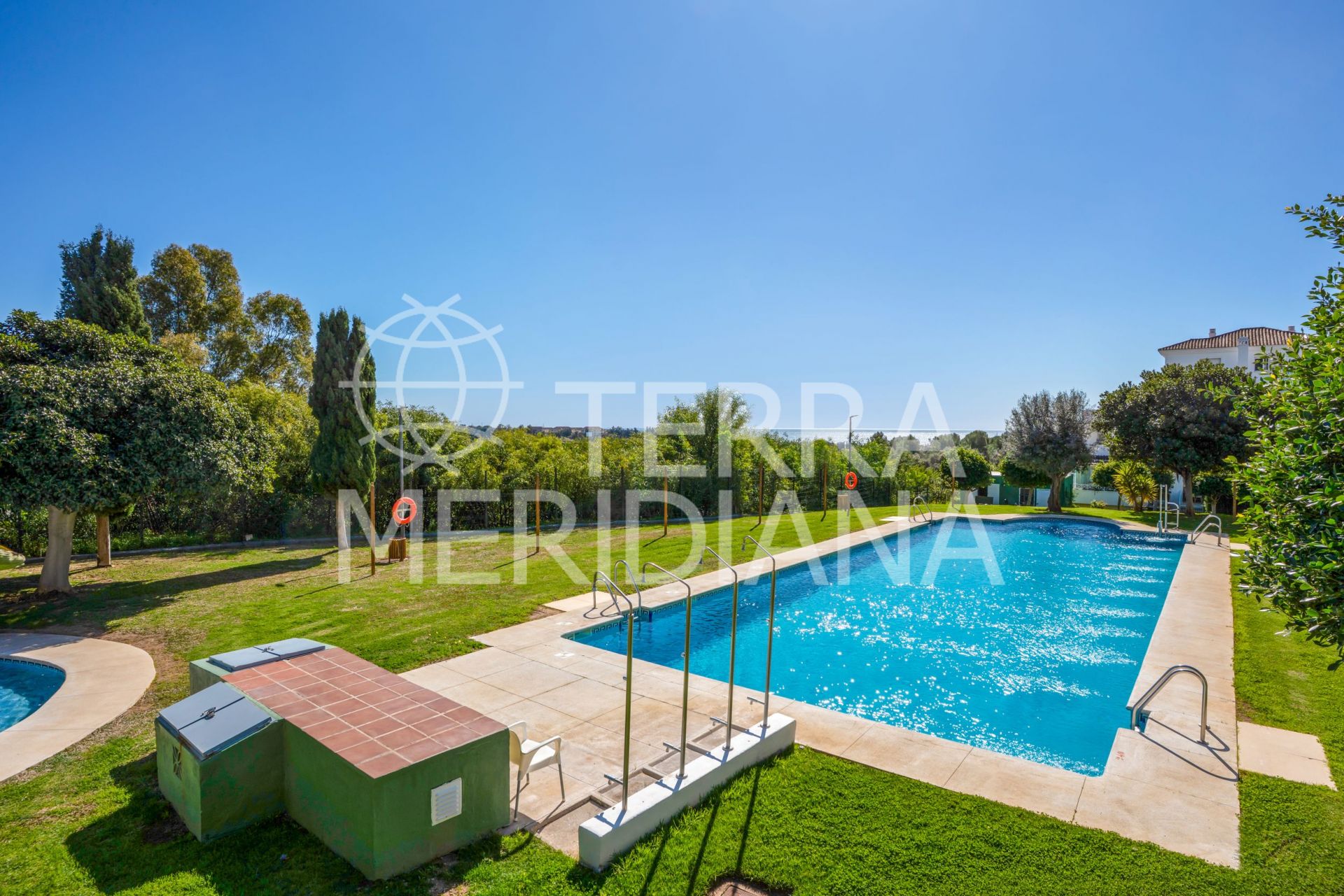 Apartment in Rio Real Golf, Marbella