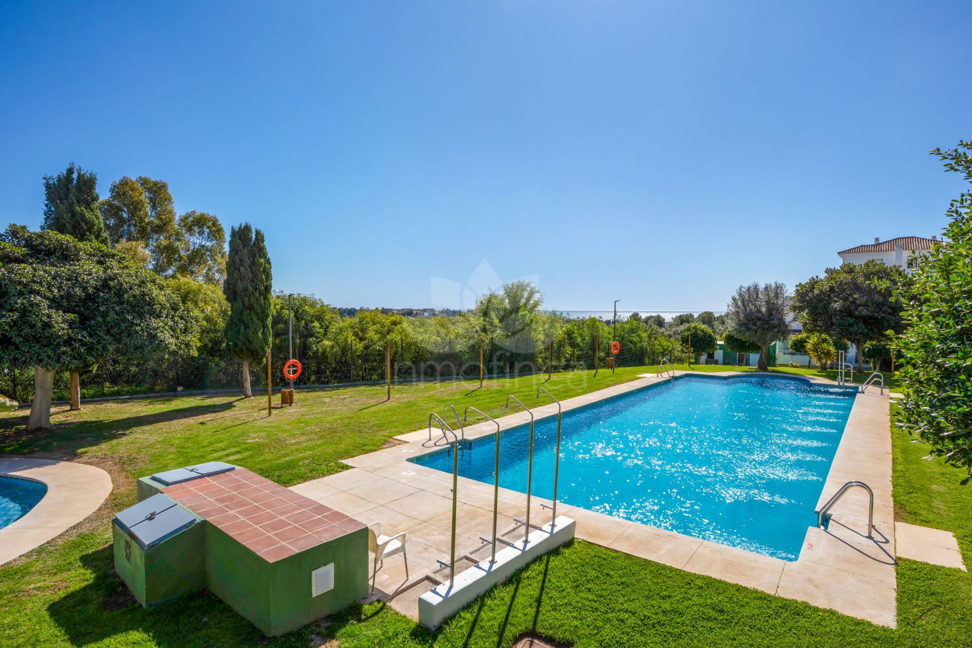 Apartamento en Rio Real Golf, Marbella