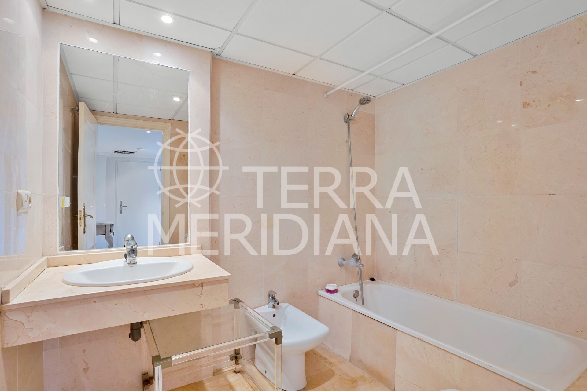 Apartment in Rio Real Golf, Marbella