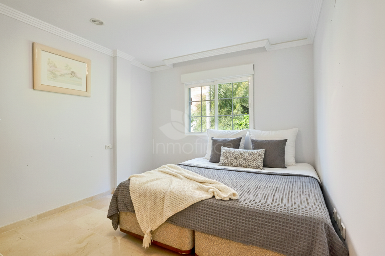 Apartamento en Rio Real Golf, Marbella