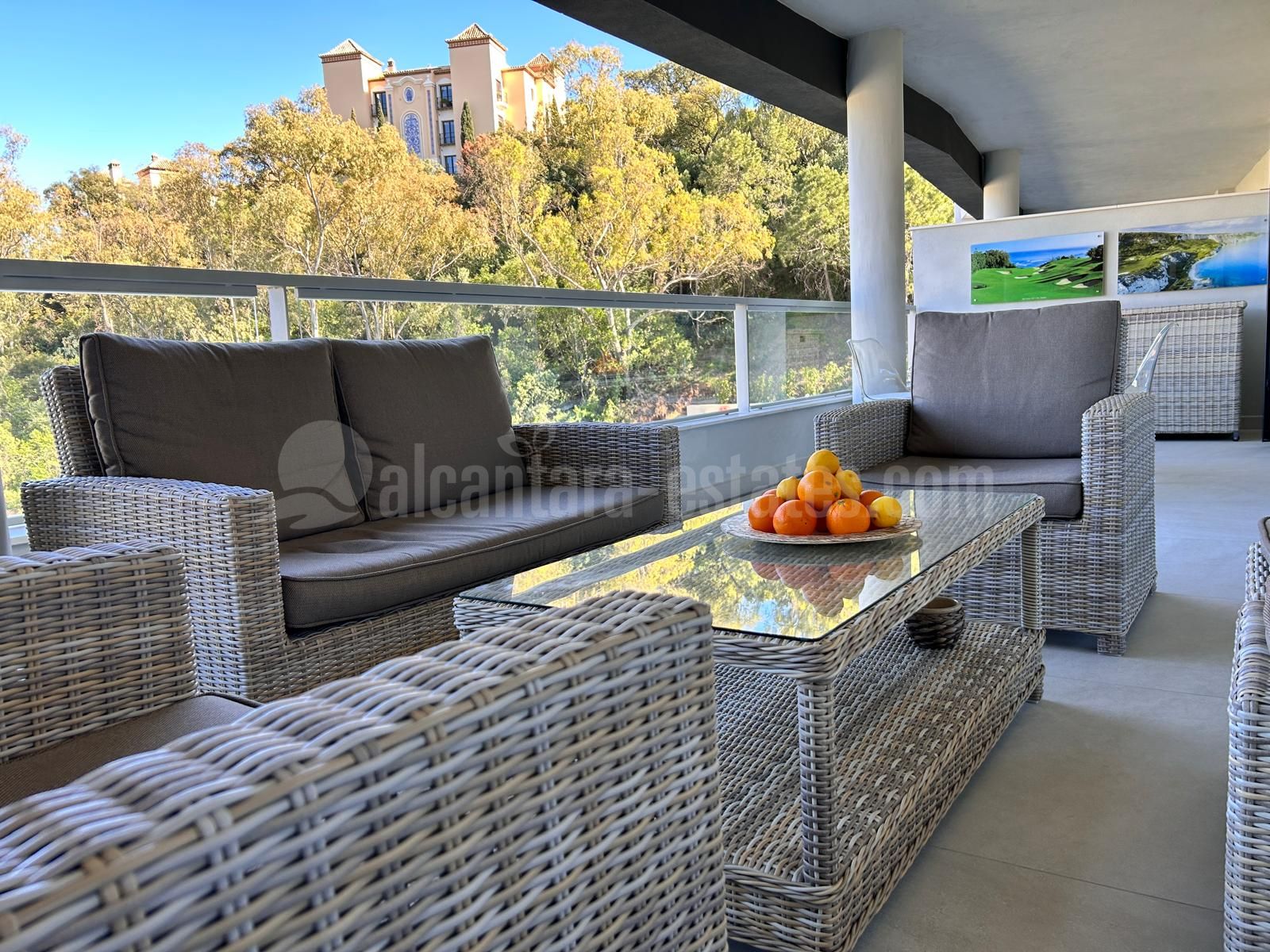 Apartment in The Crest, Benahavis