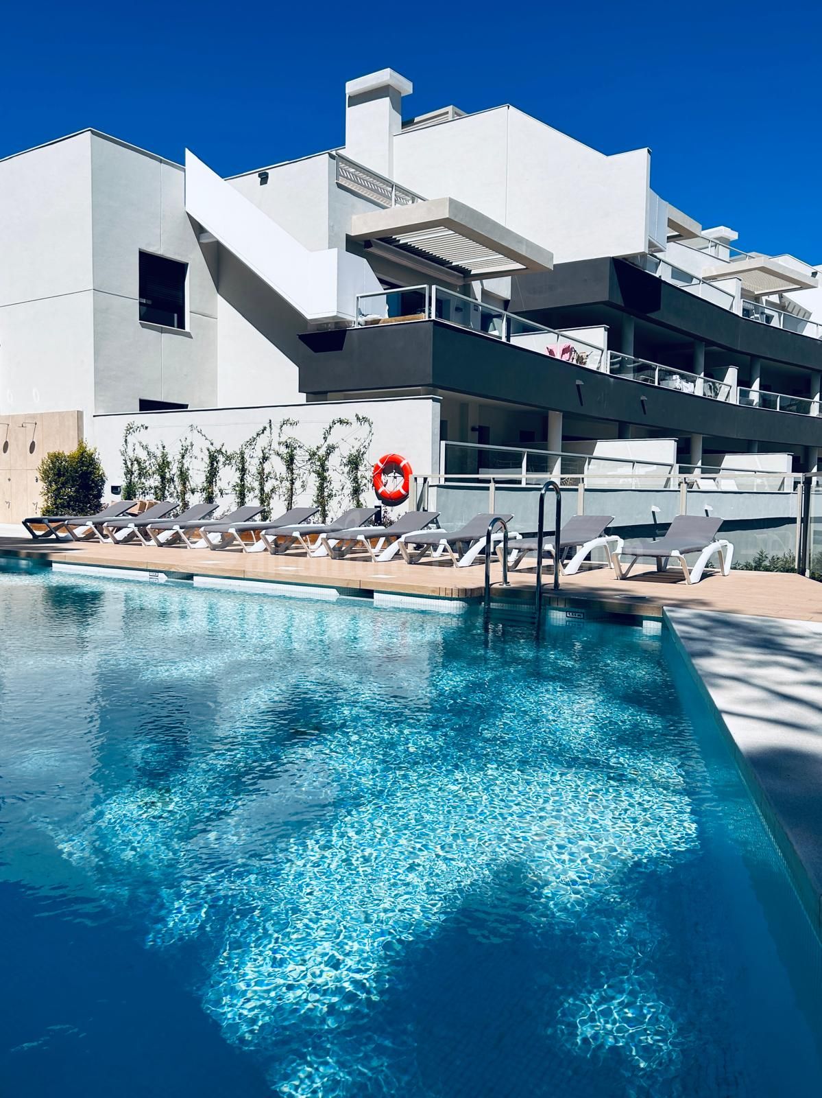 Apartment in The Crest, Benahavis