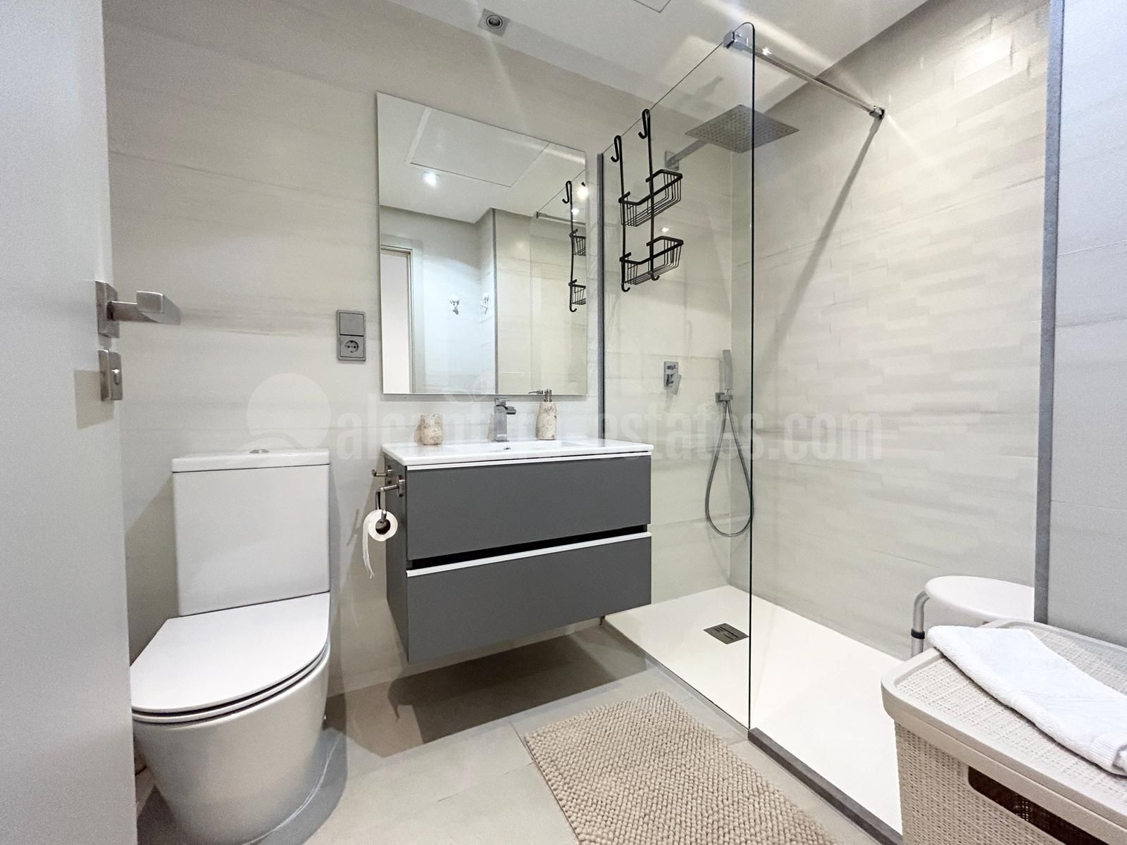 Apartment in The Crest, Benahavis