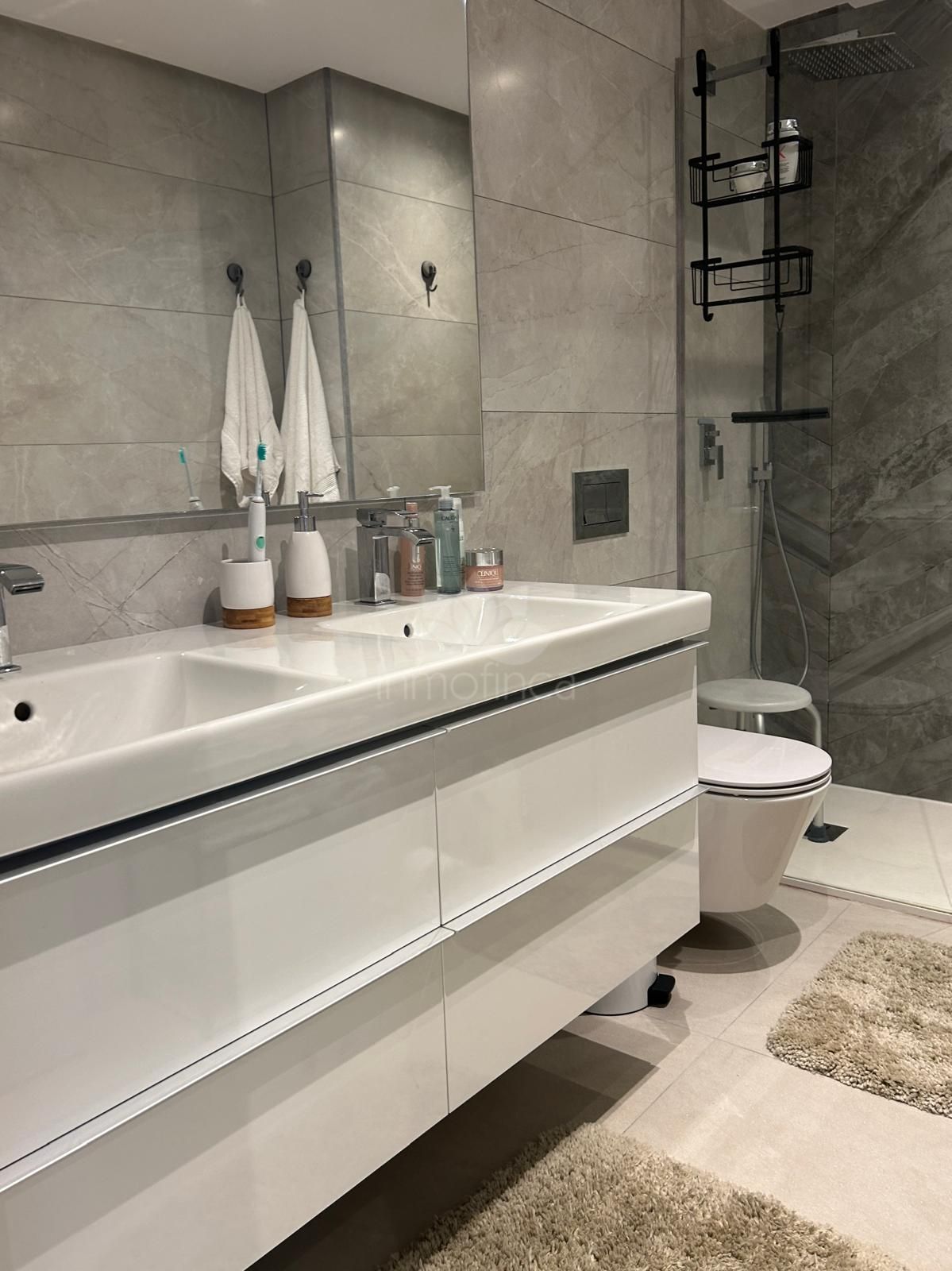 Apartment in The Crest, Benahavis