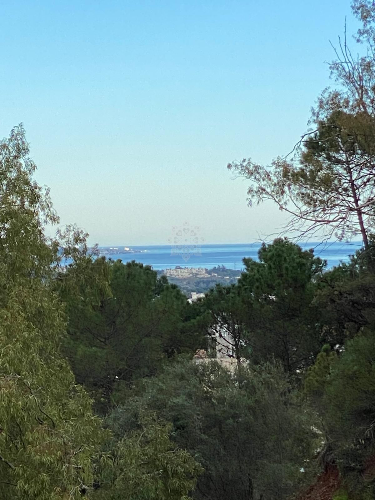 Apartment in The Crest, Benahavis