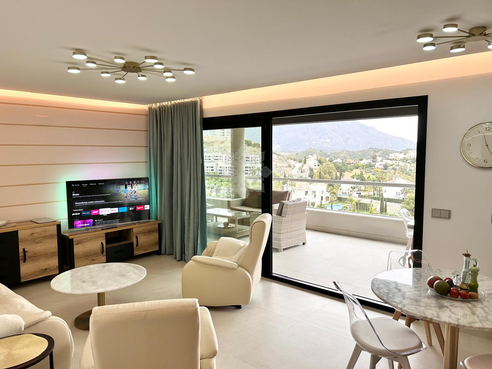 Apartment in The Crest, Benahavis