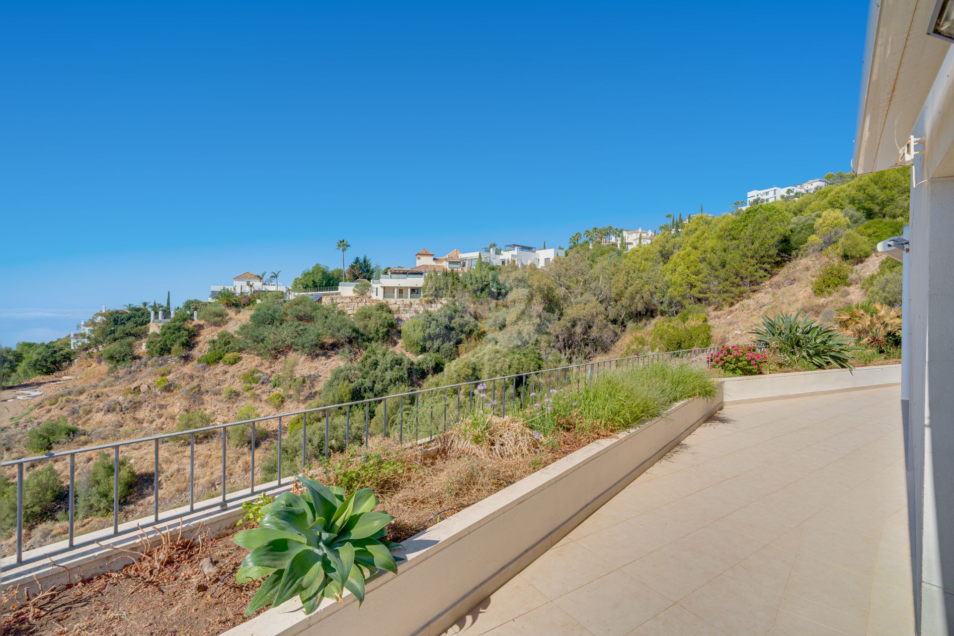 Apartamento Planta Baja en Lomas de los Monteros, Marbella