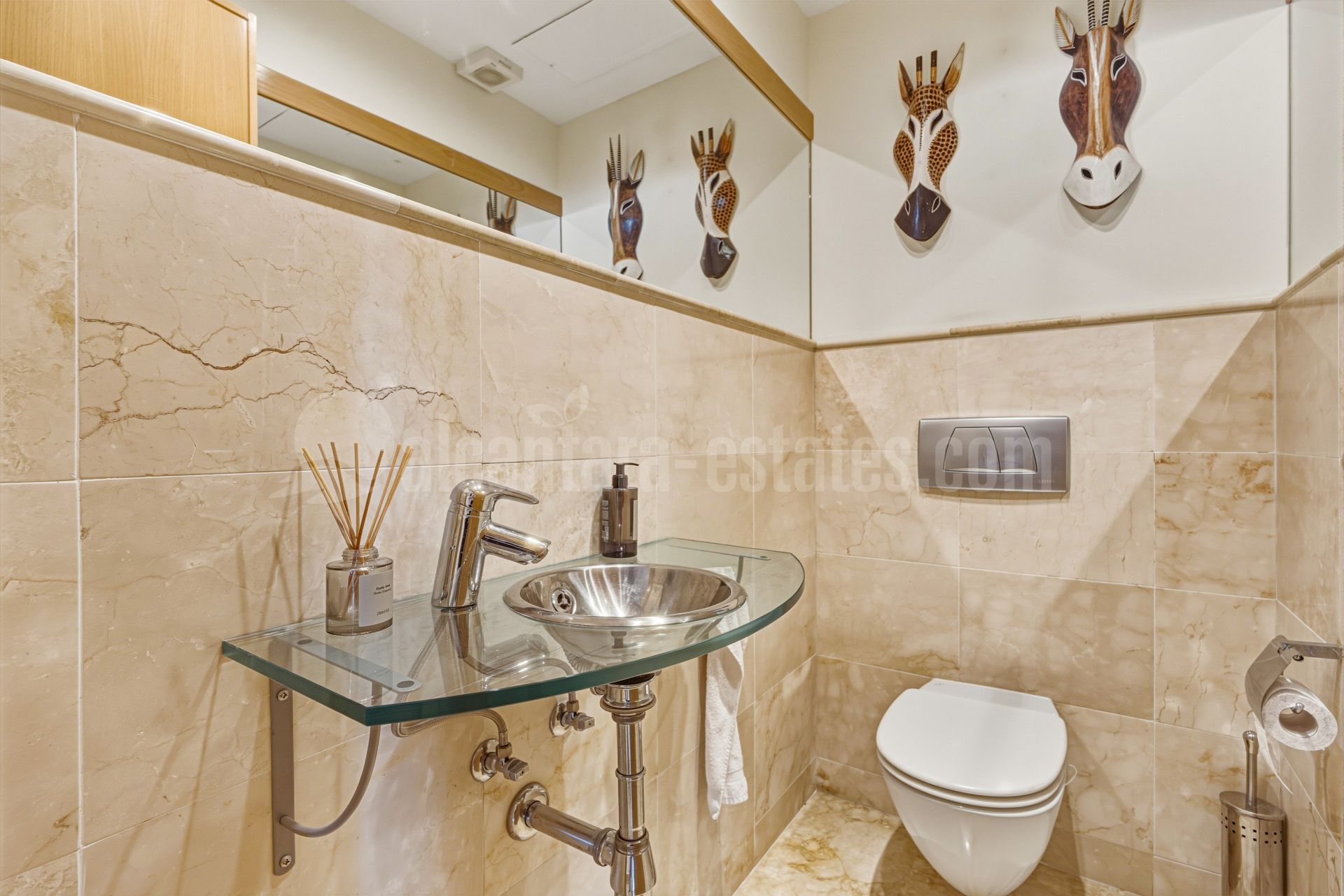 Ground Floor Apartment in Lomas de los Monteros, Marbella