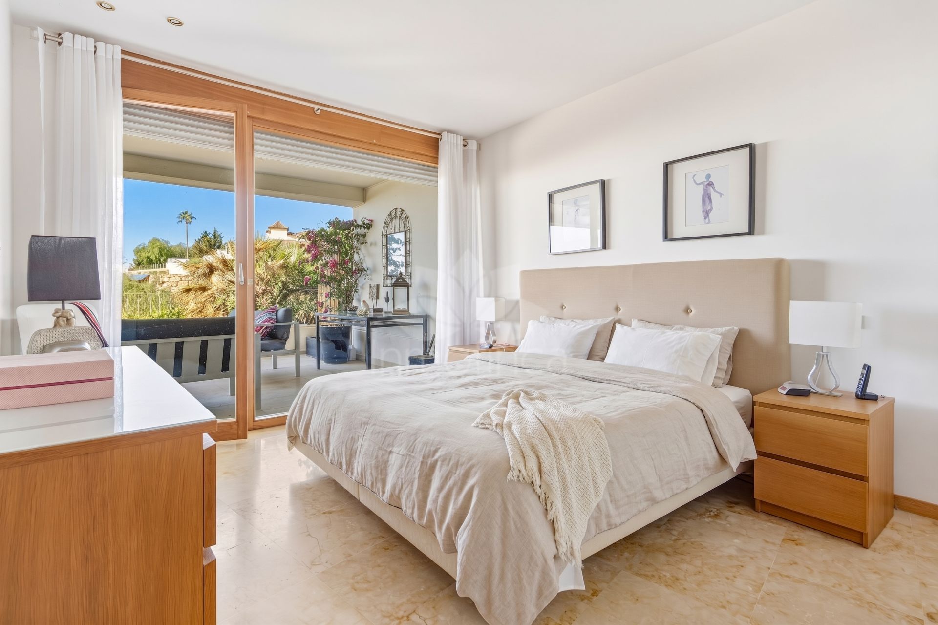 Apartamento Planta Baja en Lomas de los Monteros, Marbella