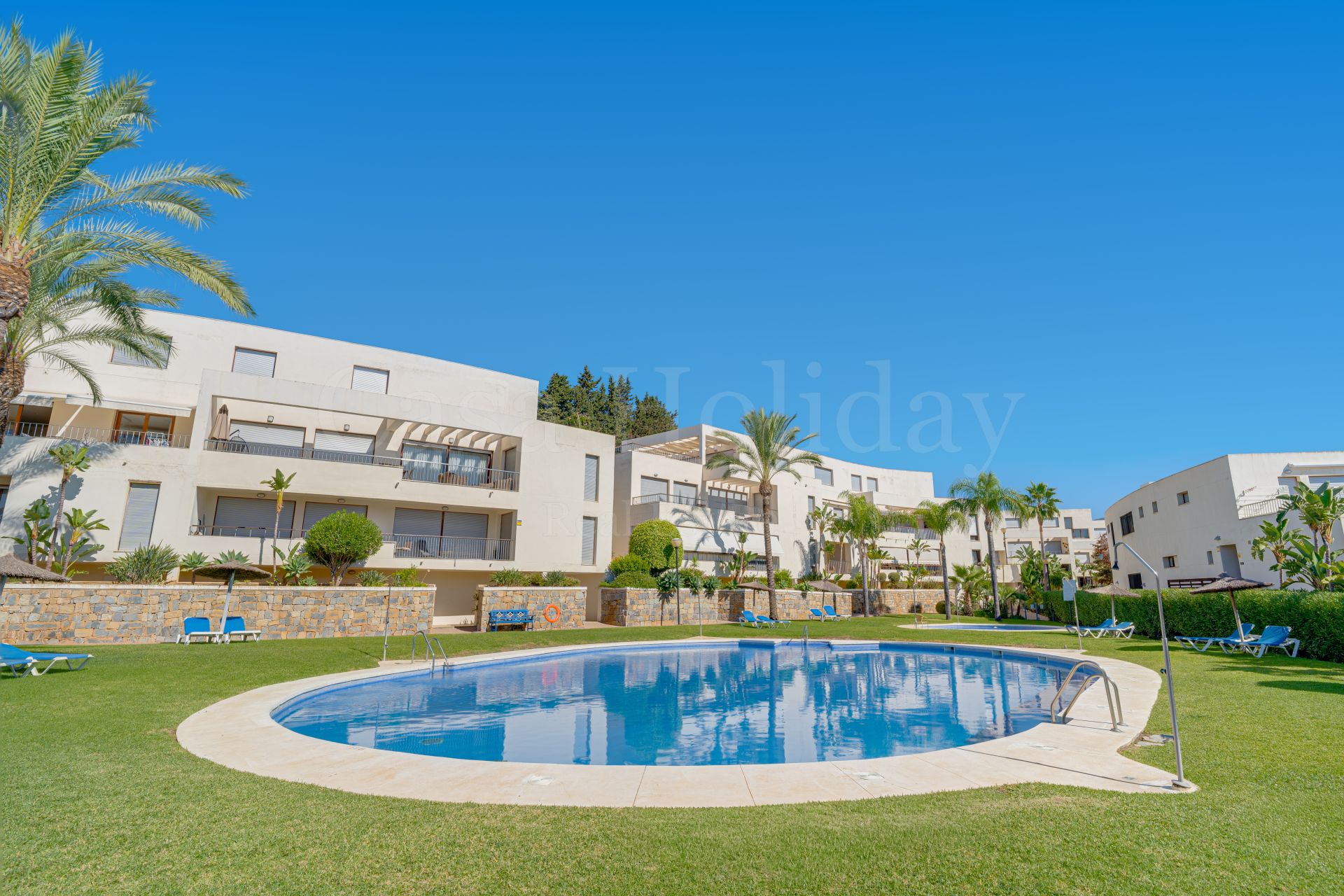 Ground Floor Apartment in Lomas de los Monteros, Marbella