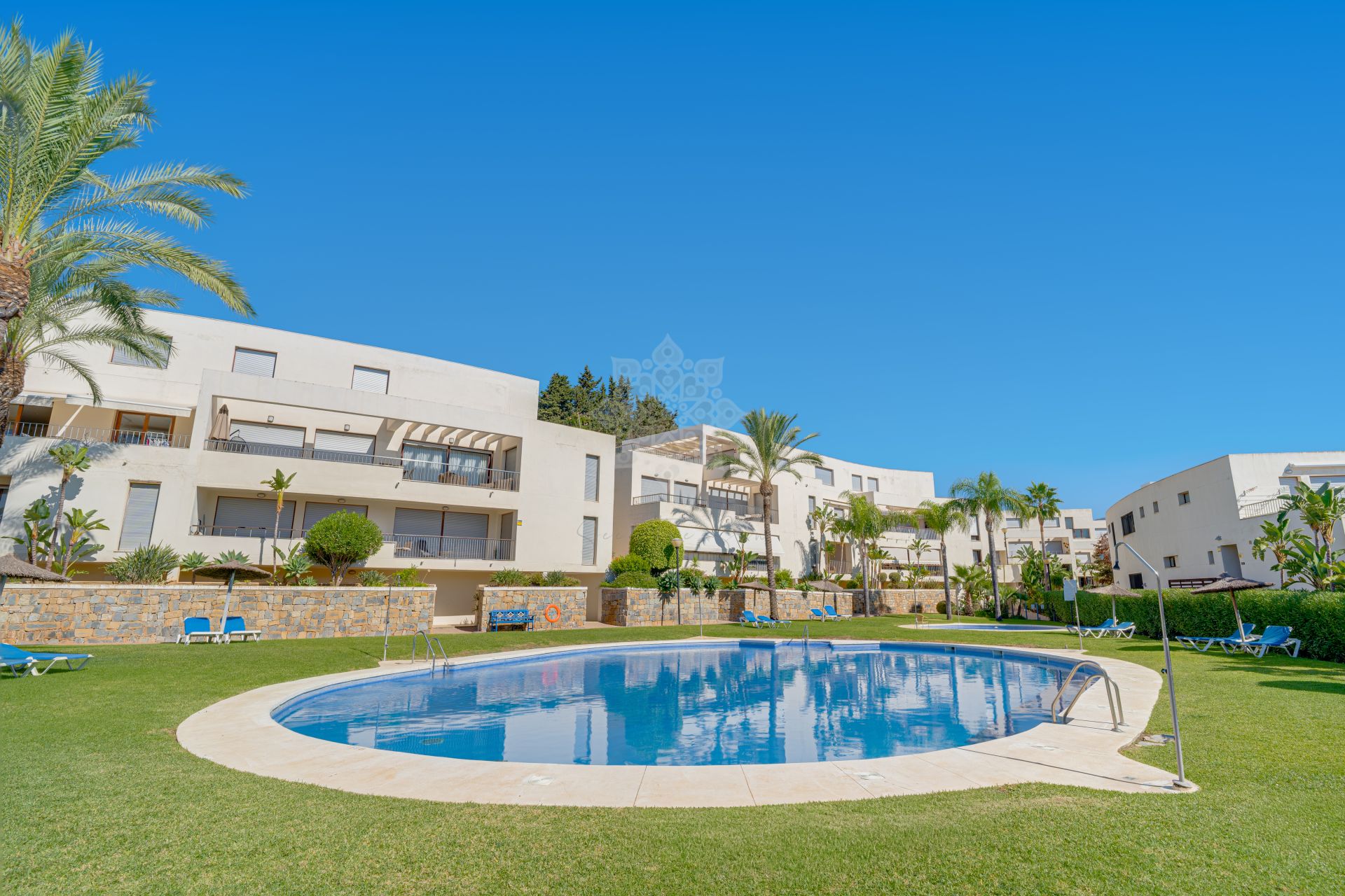 Ground Floor Apartment in Lomas de los Monteros, Marbella