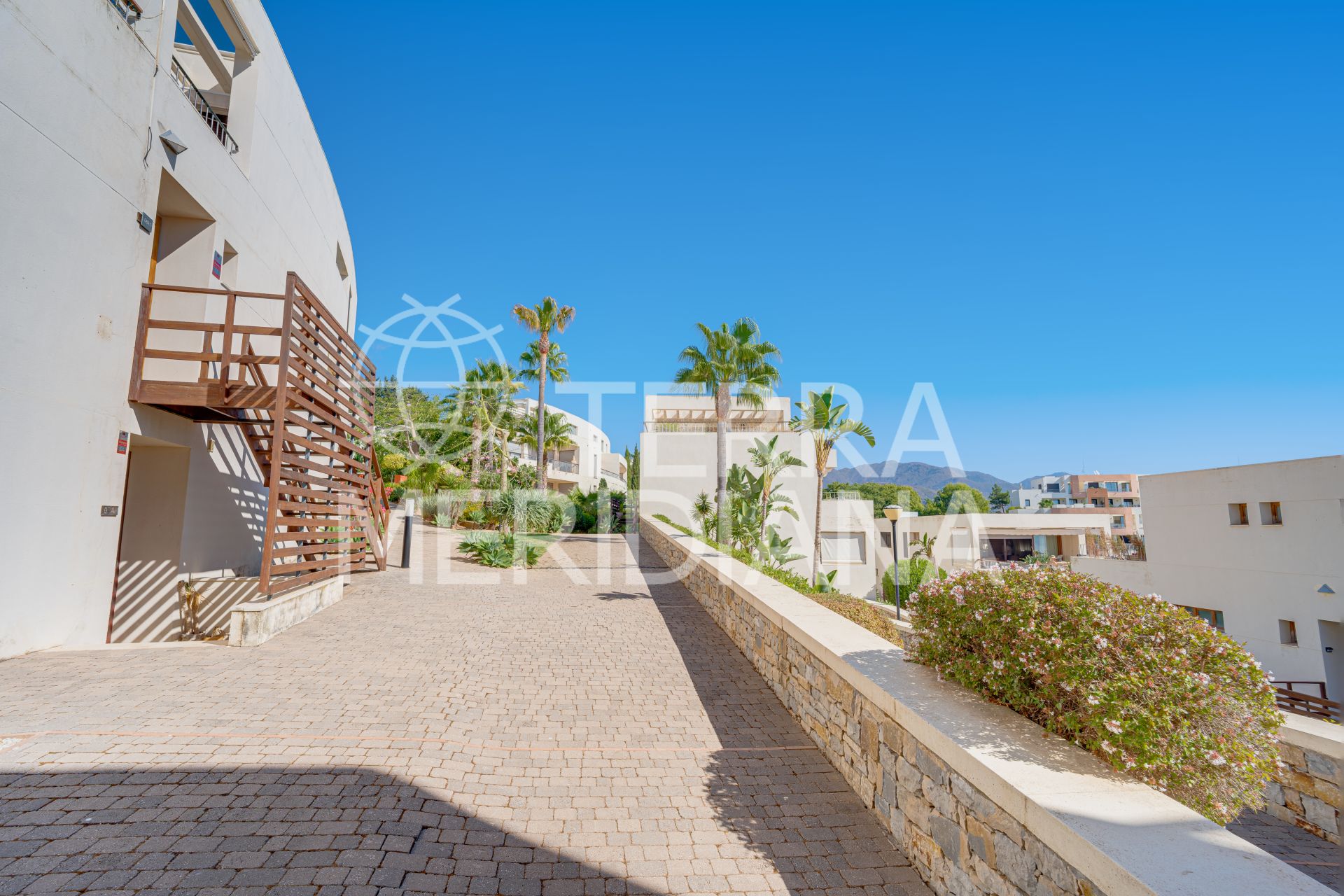 Ground Floor Apartment in Lomas de los Monteros, Marbella