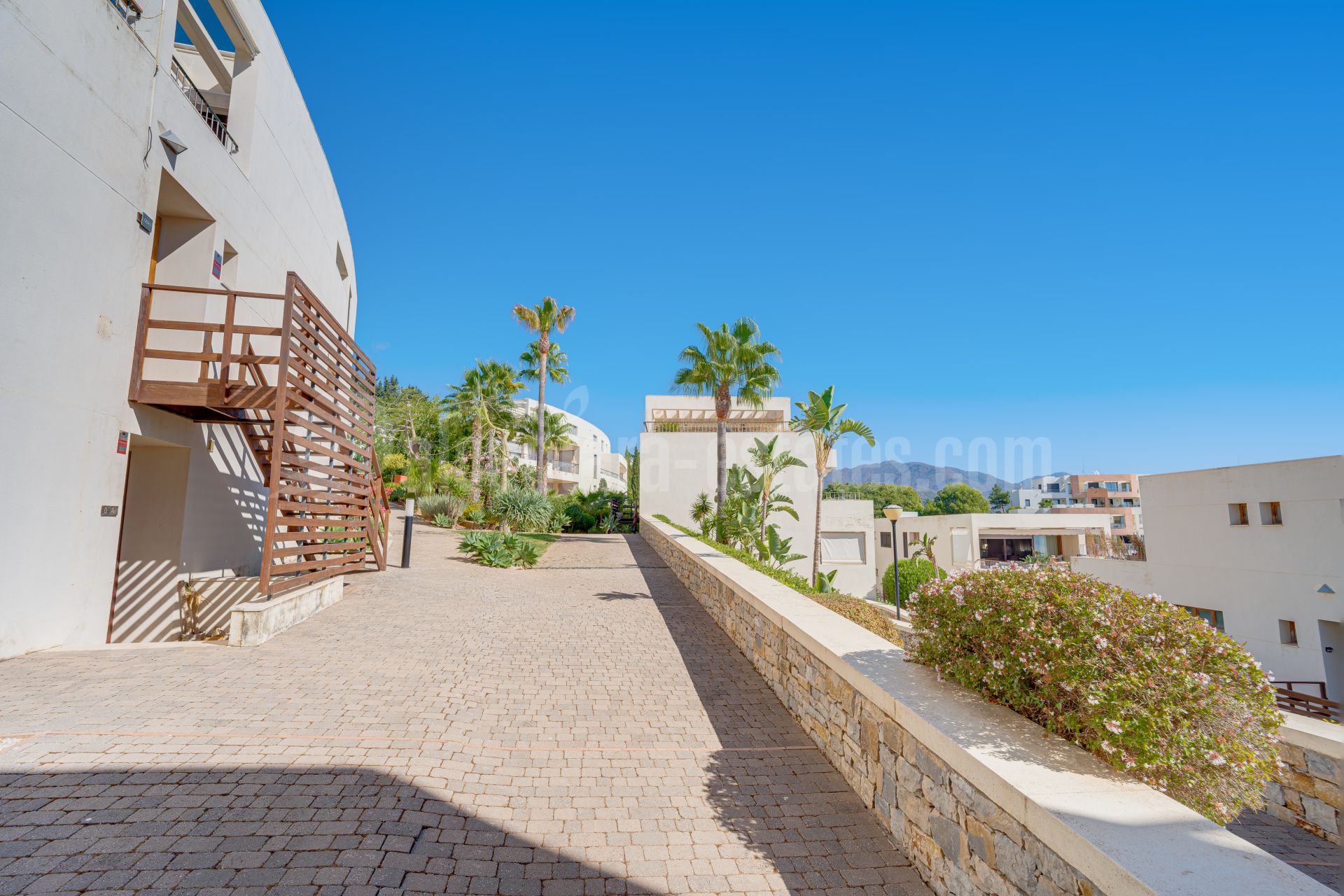 Ground Floor Apartment in Lomas de los Monteros, Marbella