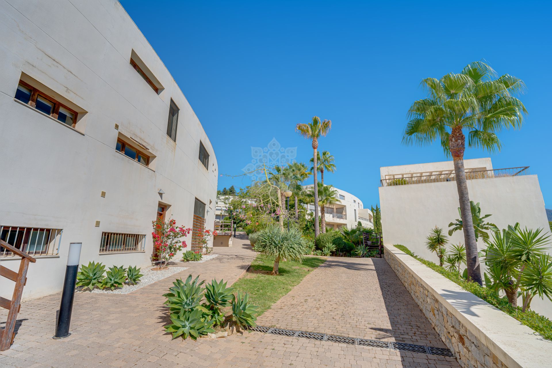 Ground Floor Apartment in Lomas de los Monteros, Marbella