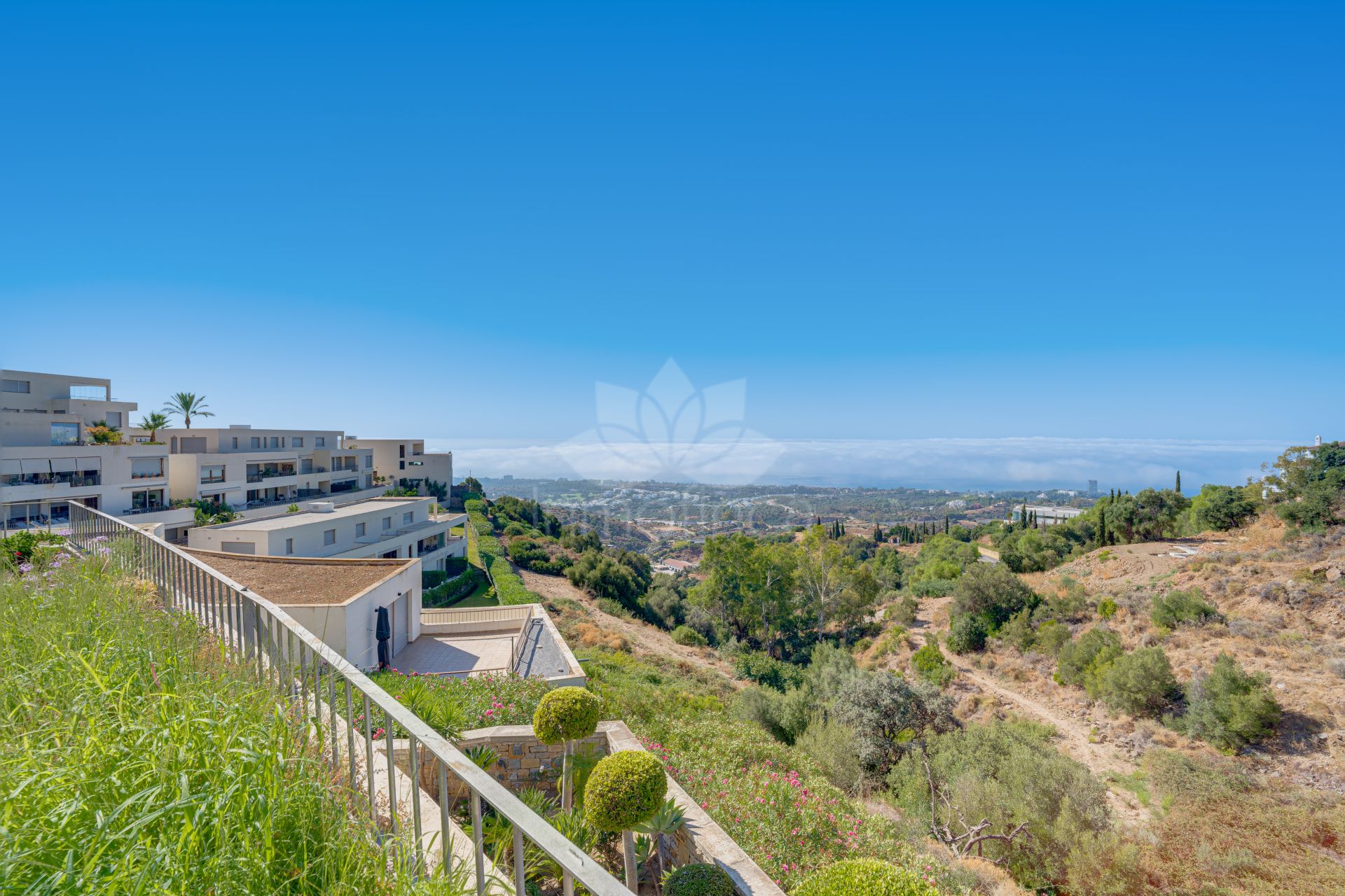 Apartamento Planta Baja en Lomas de los Monteros, Marbella