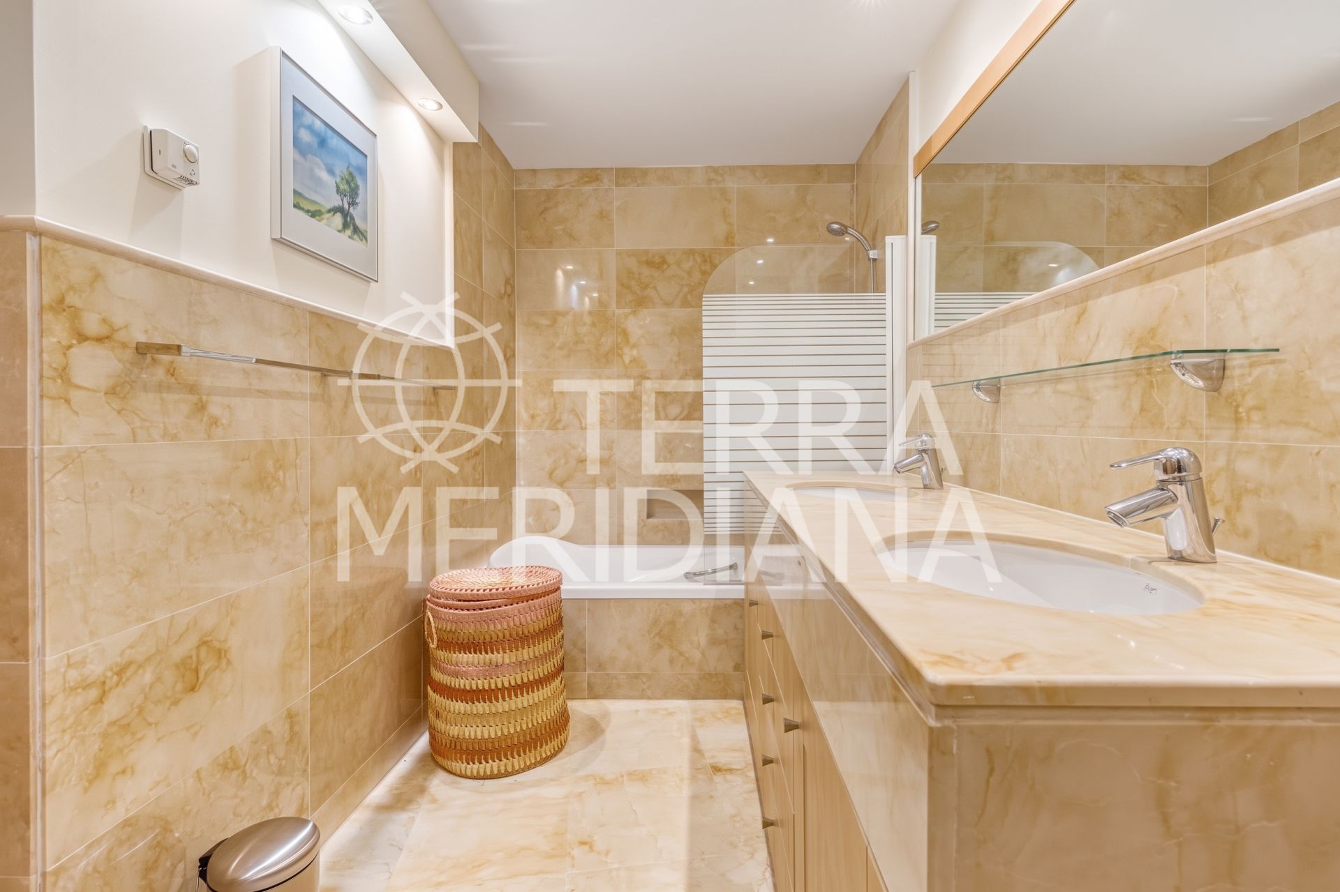 Ground Floor Apartment in Lomas de los Monteros, Marbella