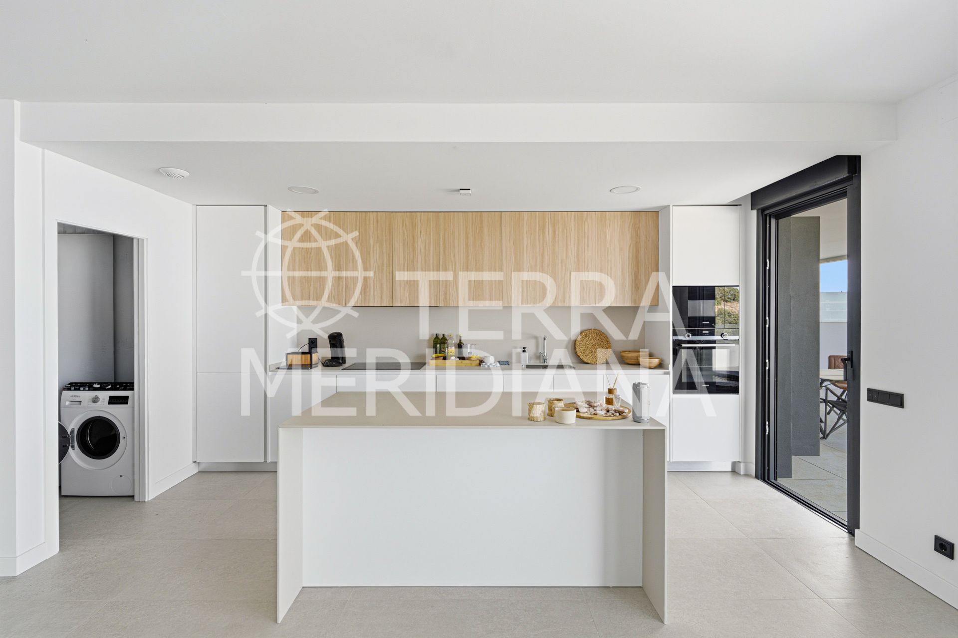 Apartment in Los Altos de los Monteros, Marbella