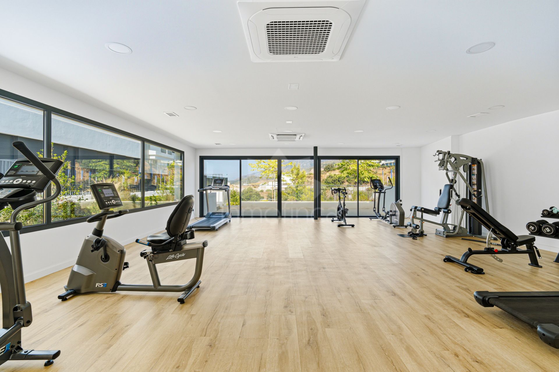 Apartamento en Los Altos de los Monteros, Marbella