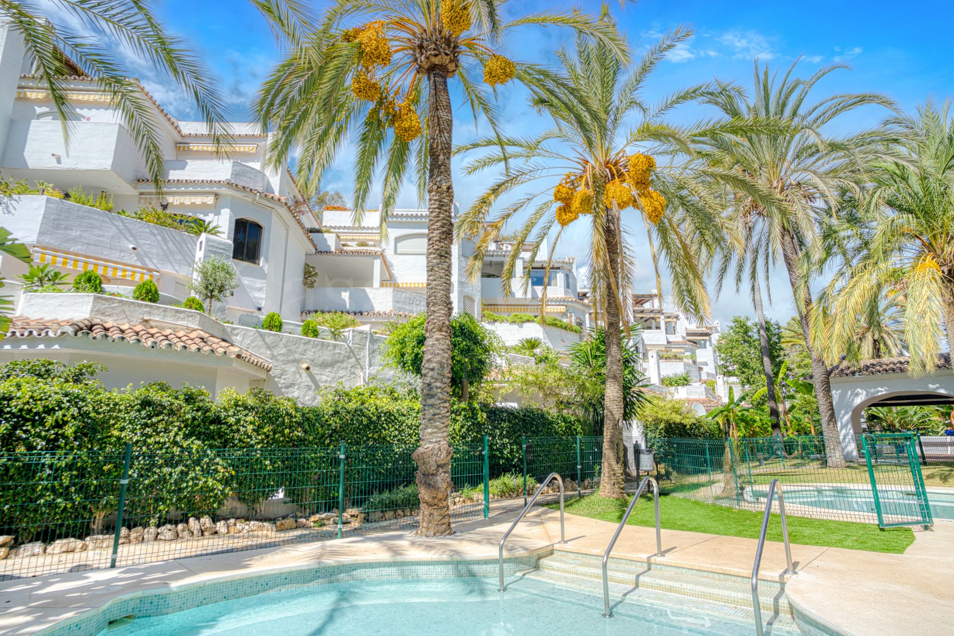 Apartment in Golden Beach, Marbella