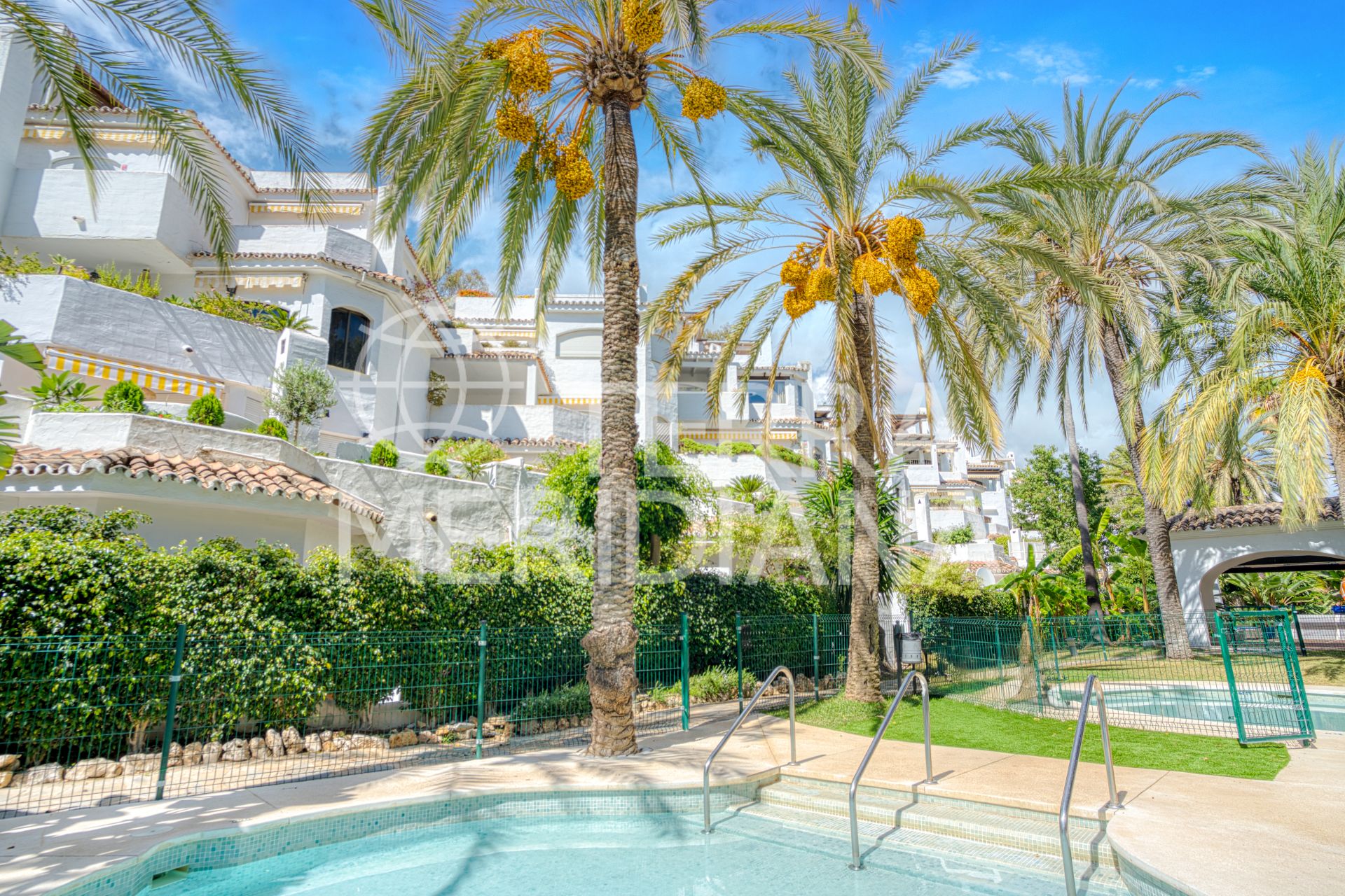Apartment in Golden Beach, Marbella