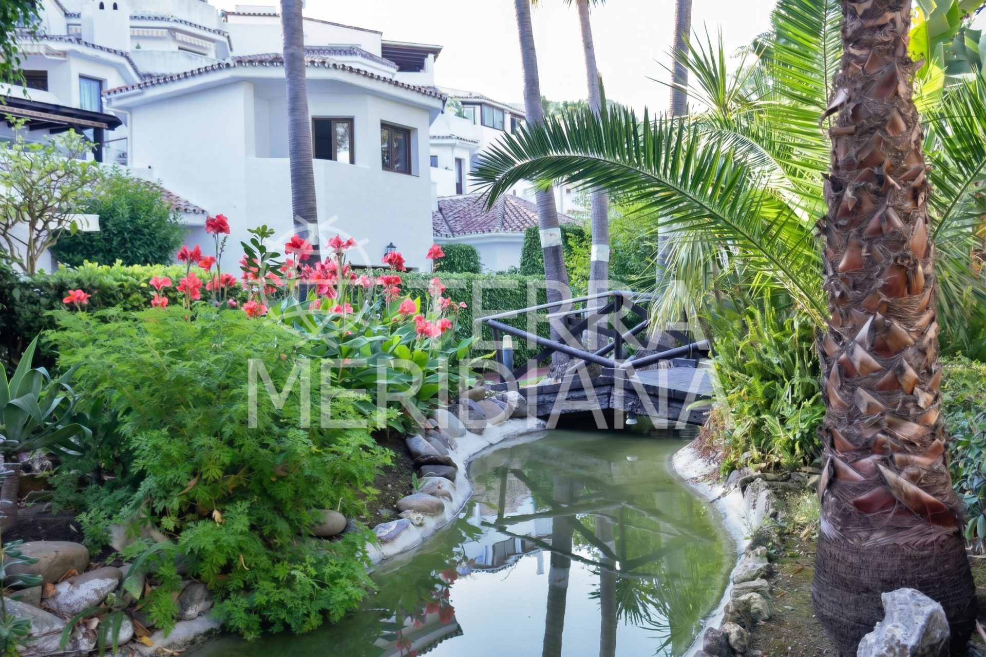 Apartment in Golden Beach, Marbella