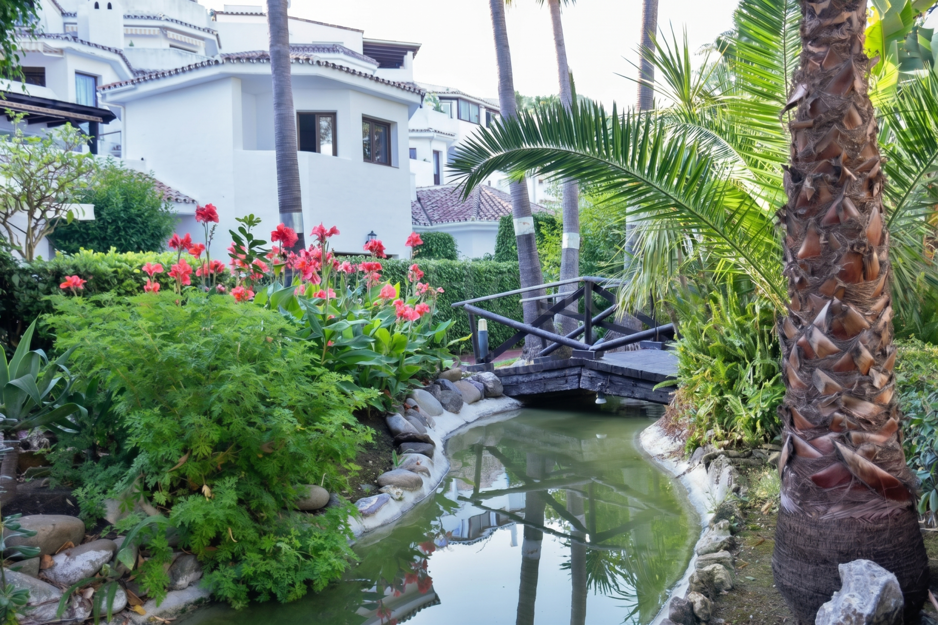 Apartment in Golden Beach, Marbella