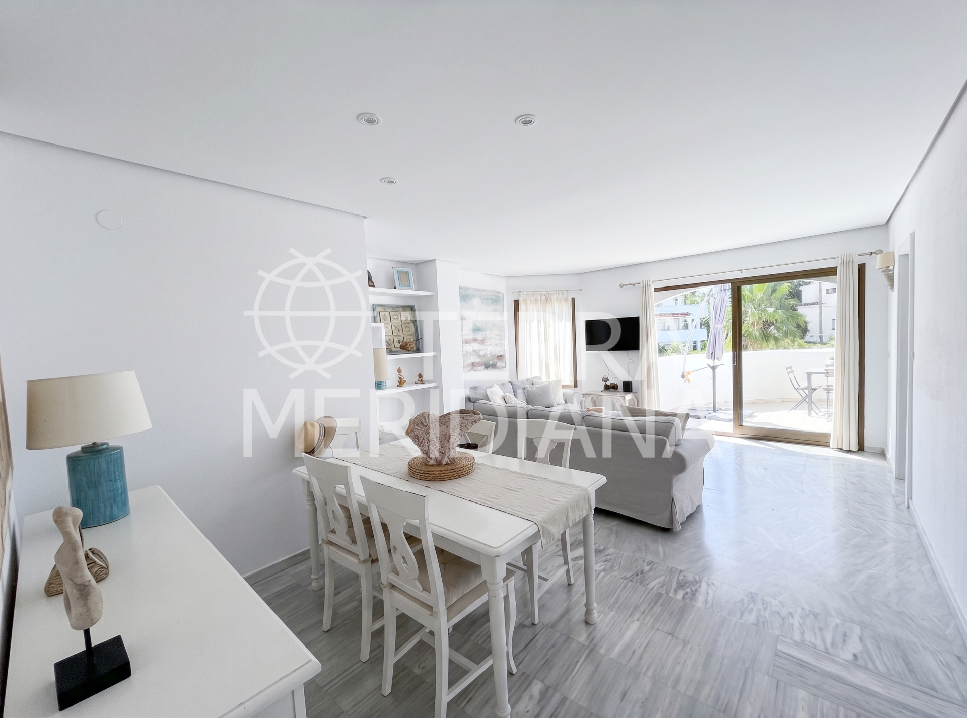Apartment in Golden Beach, Marbella