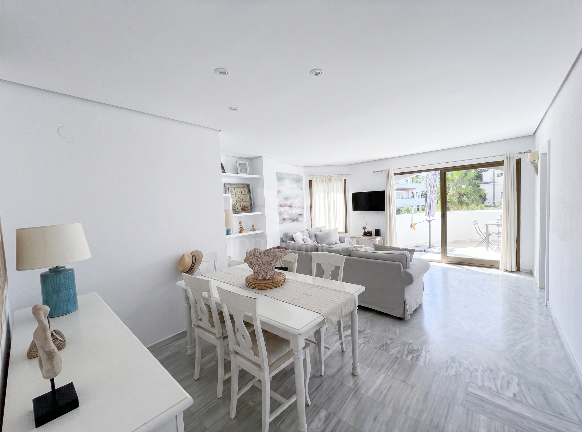 Apartamento en Golden Beach, Marbella