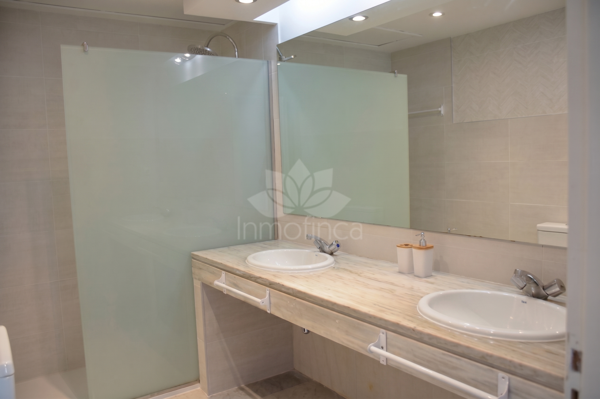 Apartamento en Golden Beach, Marbella
