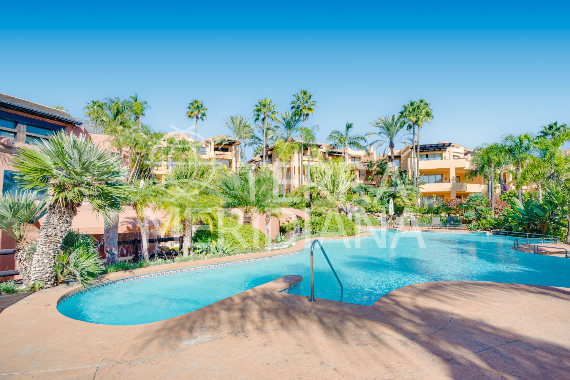 Ground Floor Apartment in Mansion Club, Marbella