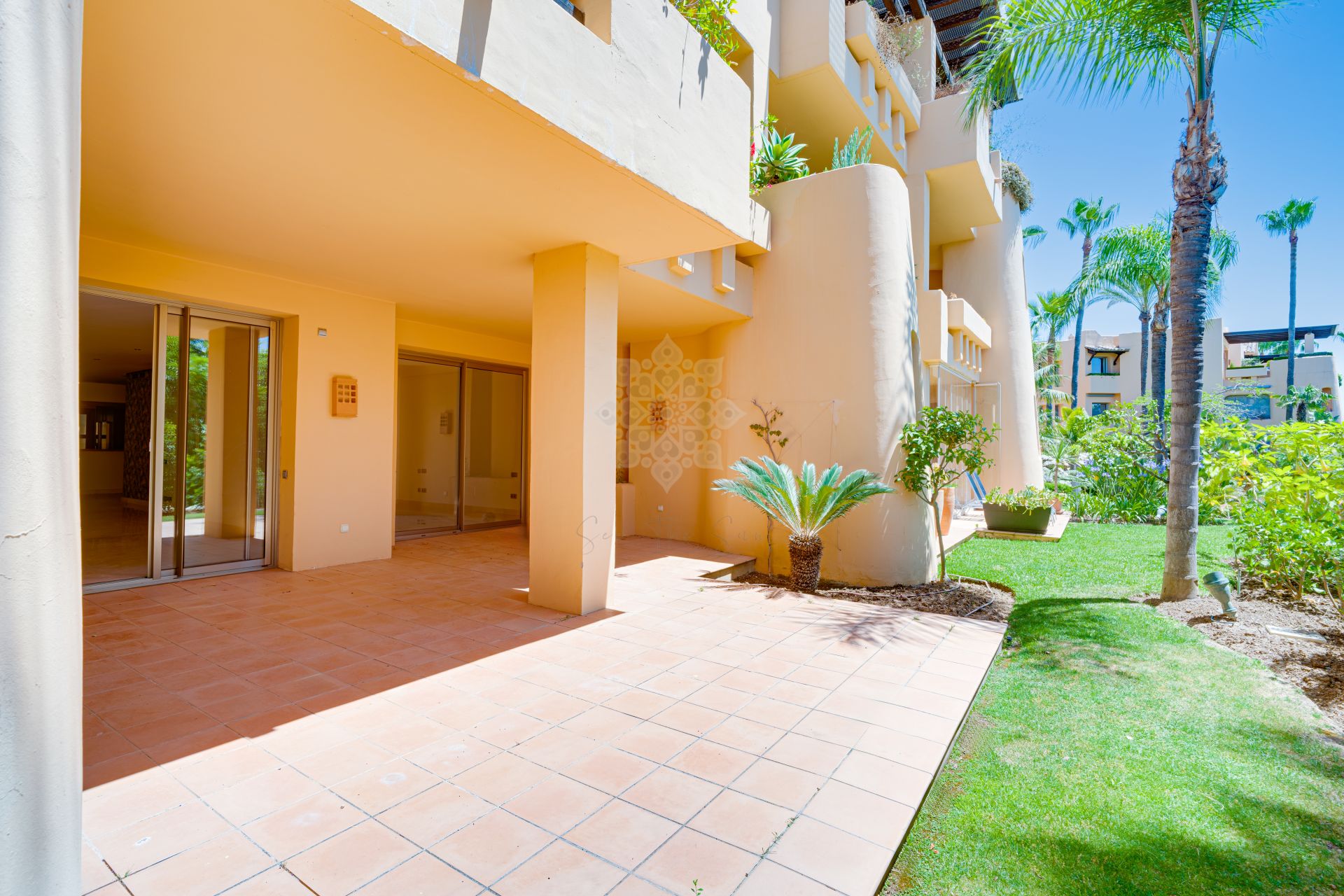 Ground Floor Apartment in Mansion Club, Marbella