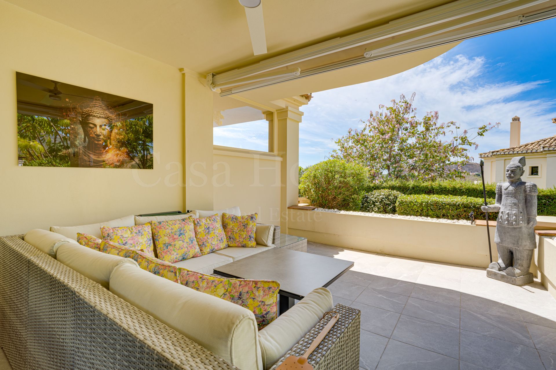Ground Floor Apartment in Los Capanes del Golf, Benahavis