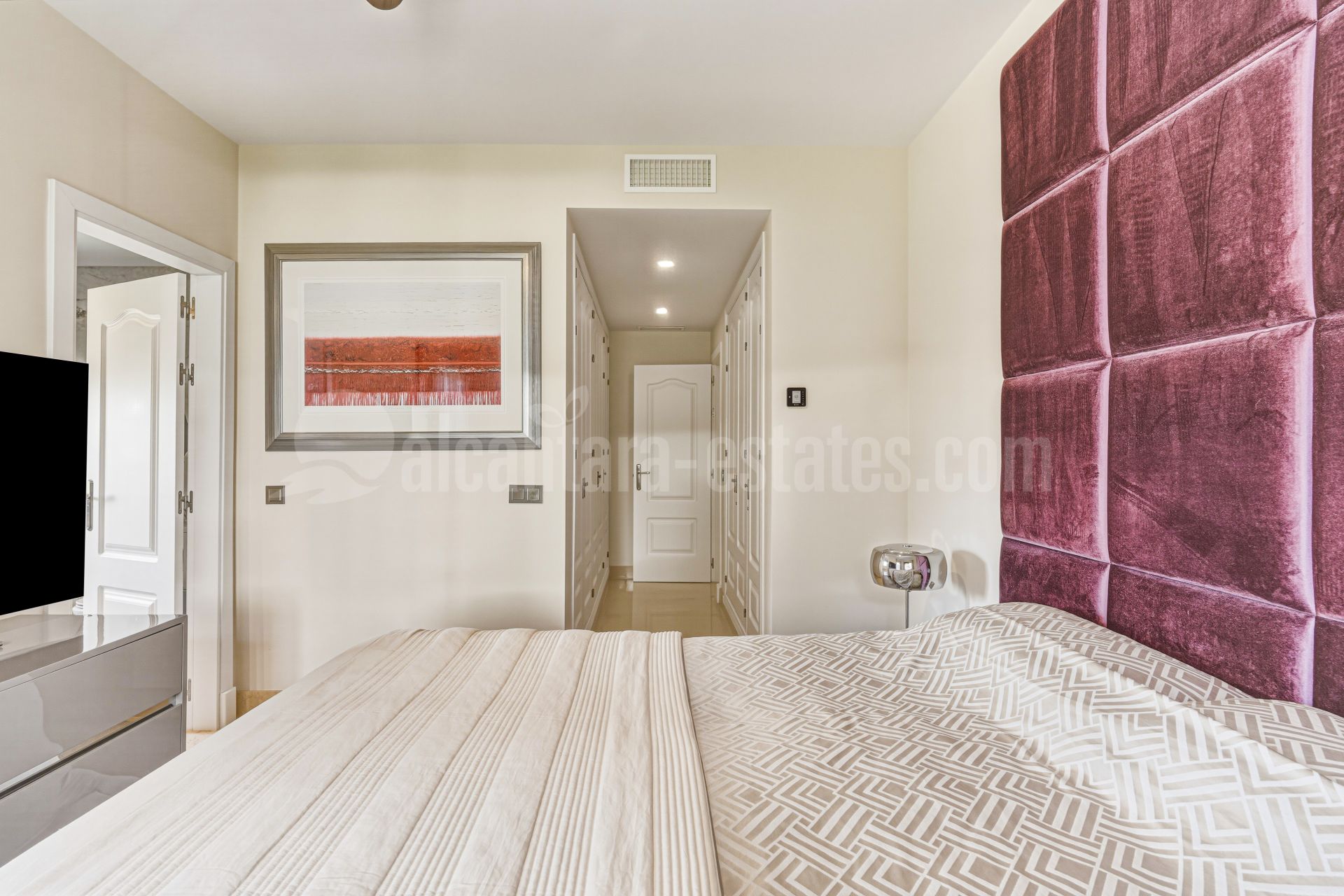 Apartamento Planta Baja en Los Capanes del Golf, Benahavis