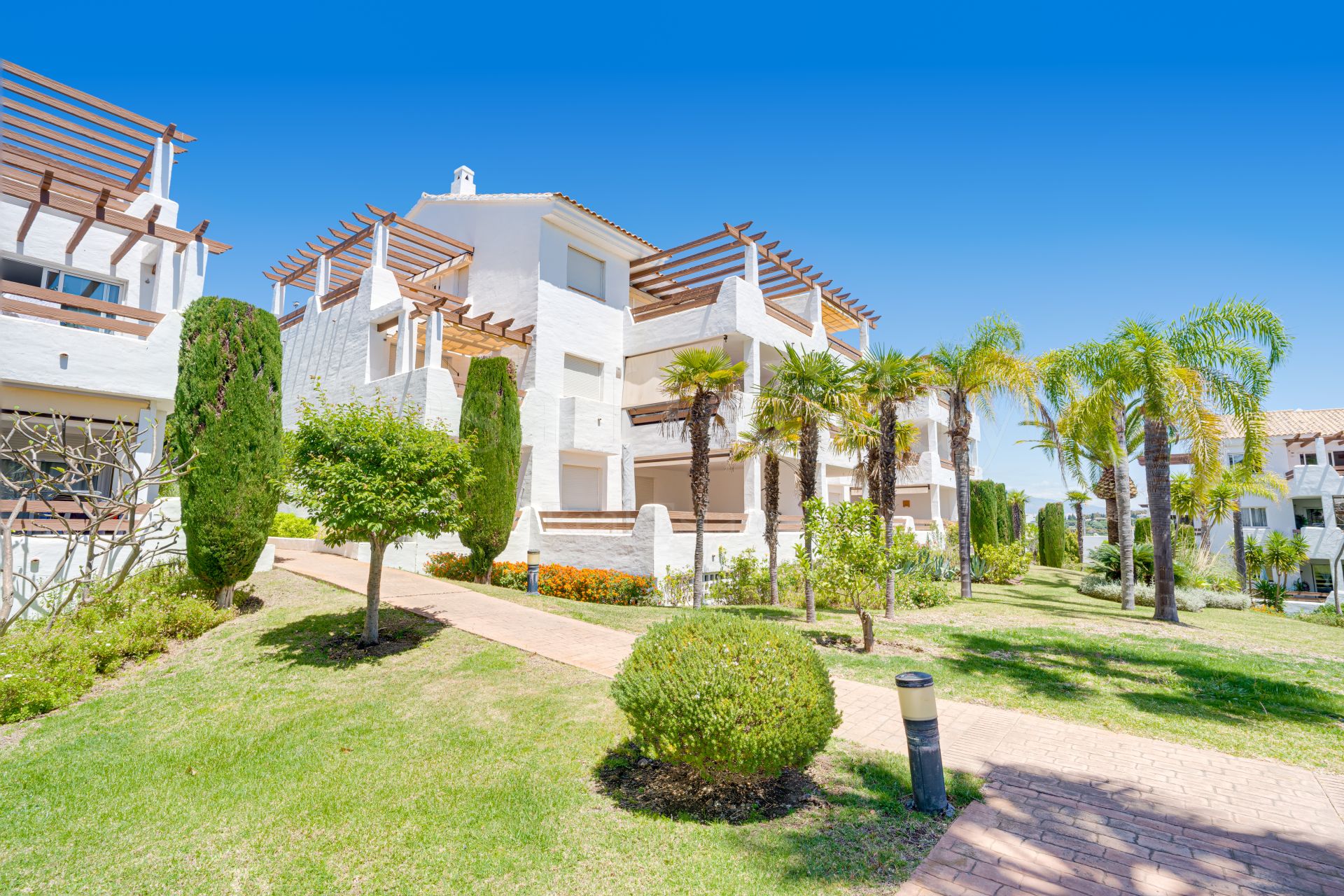 Apartment in Selwo Hills, Estepona