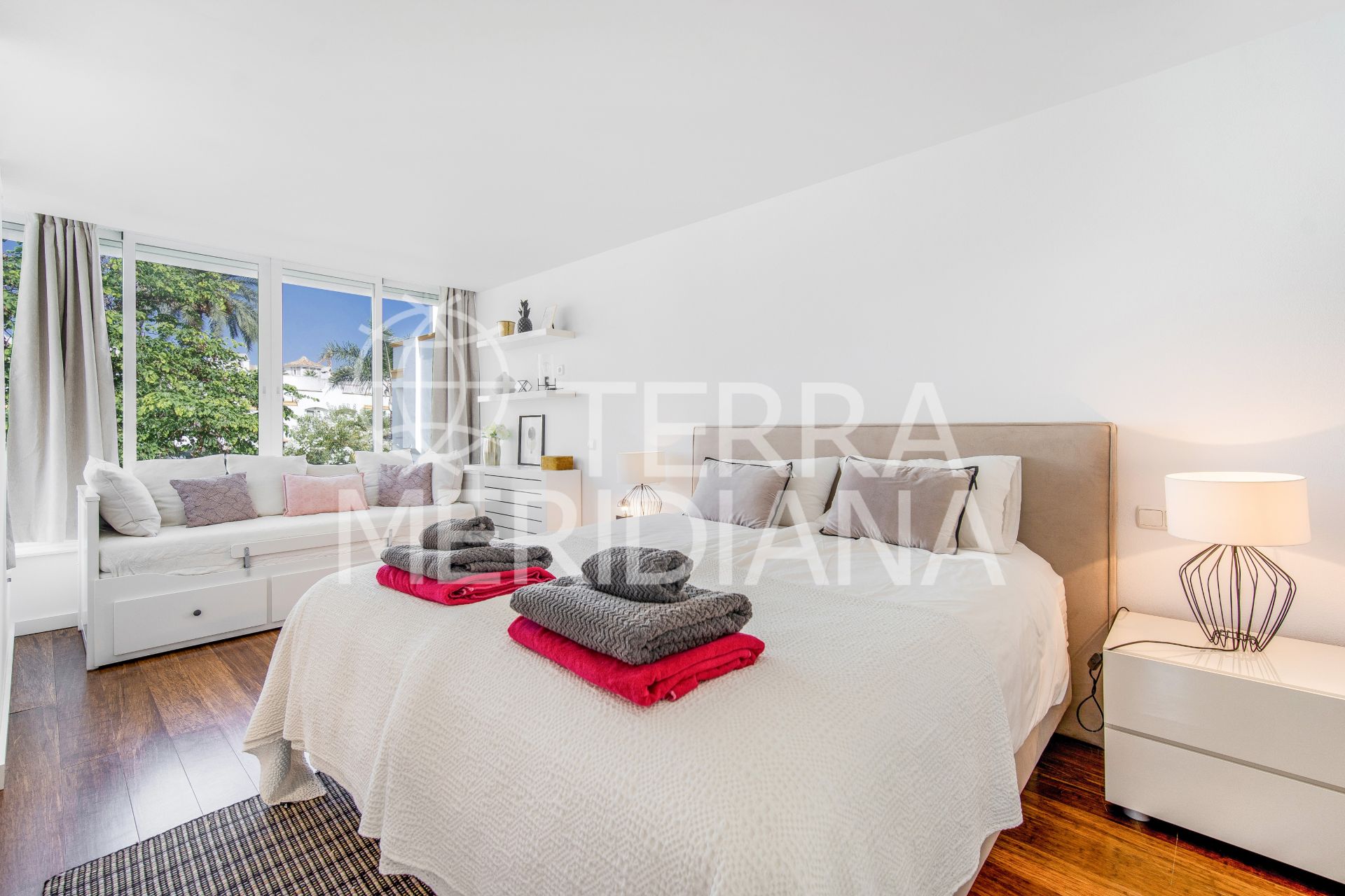 Town House in Marbellamar, Marbella