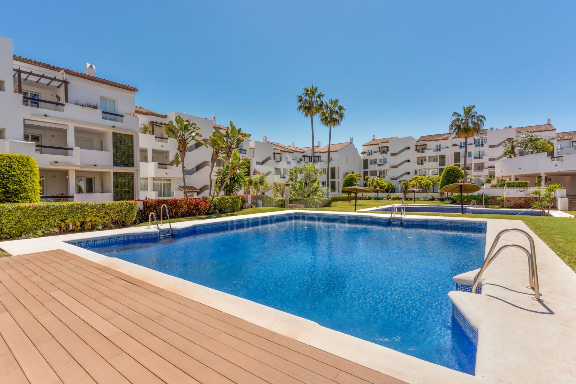 Ground Floor Apartment in Las Jacarandas, Estepona
