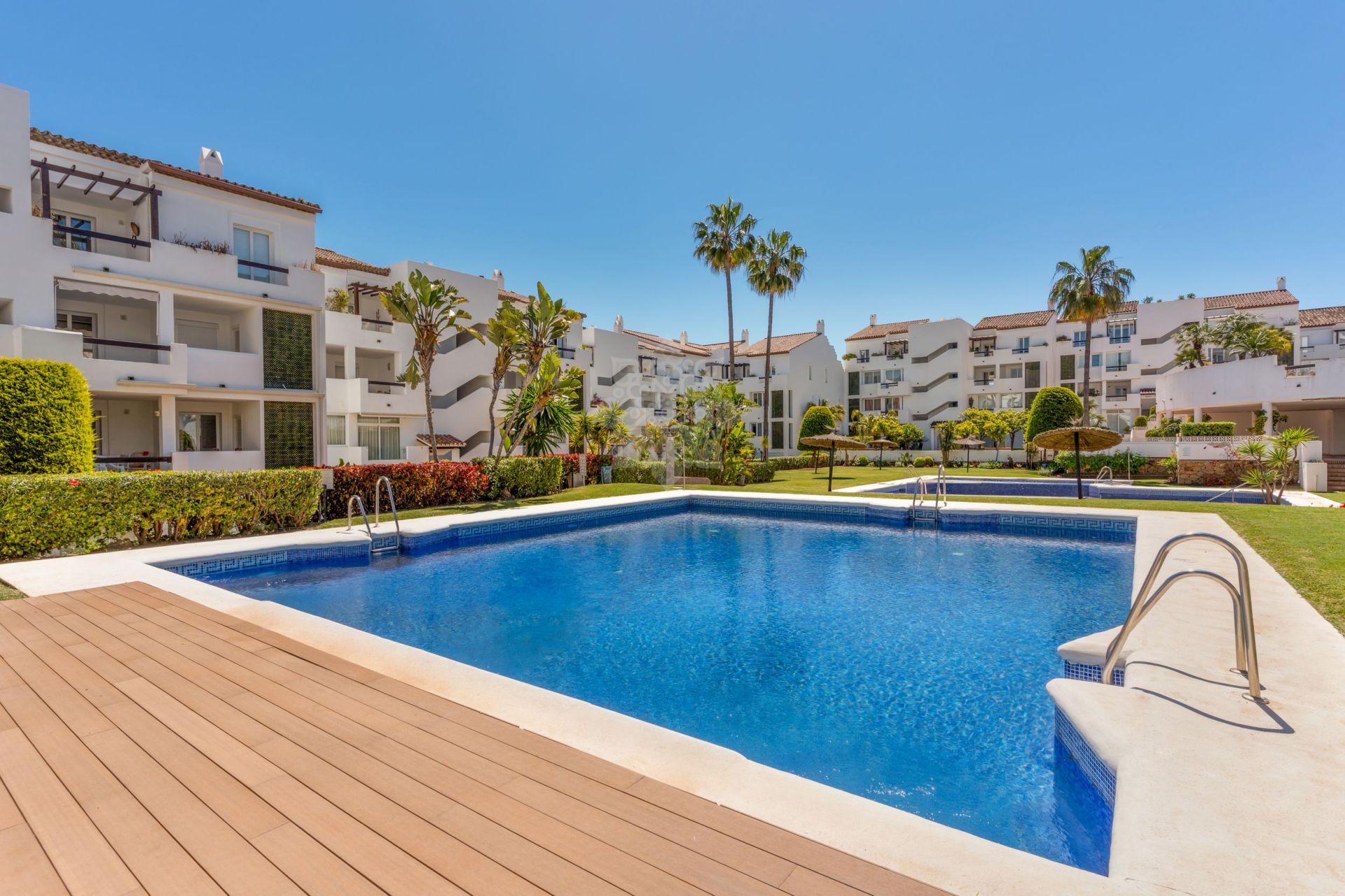 Ground Floor Apartment in Las Jacarandas, Estepona