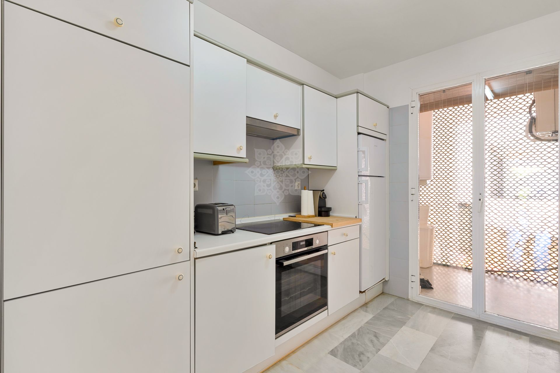 Ground Floor Apartment in Las Jacarandas, Estepona