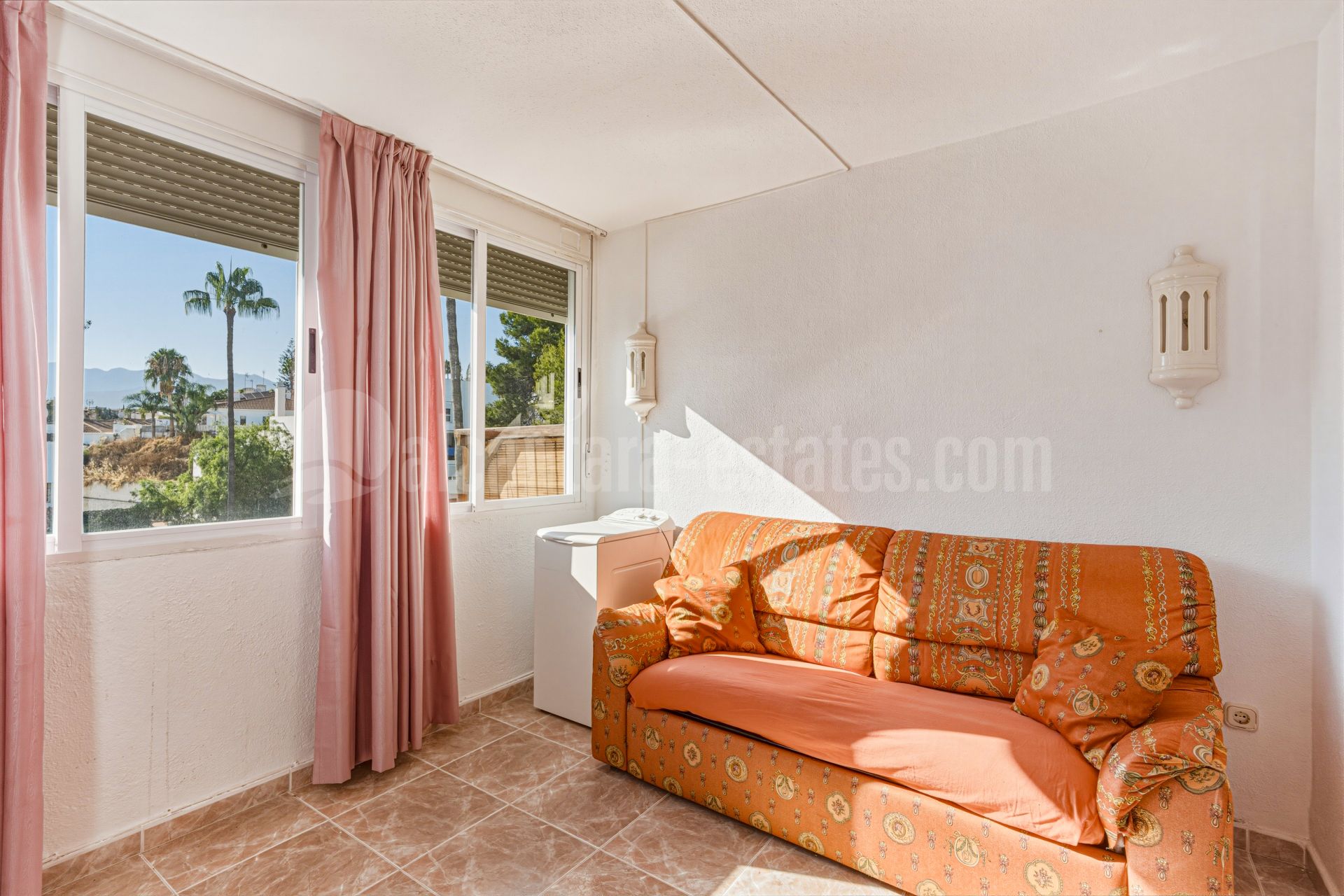 Apartment in Parque Elviria, Marbella