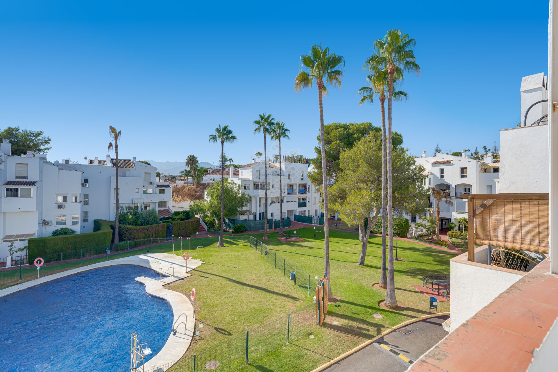 Apartment in Parque Elviria, Marbella