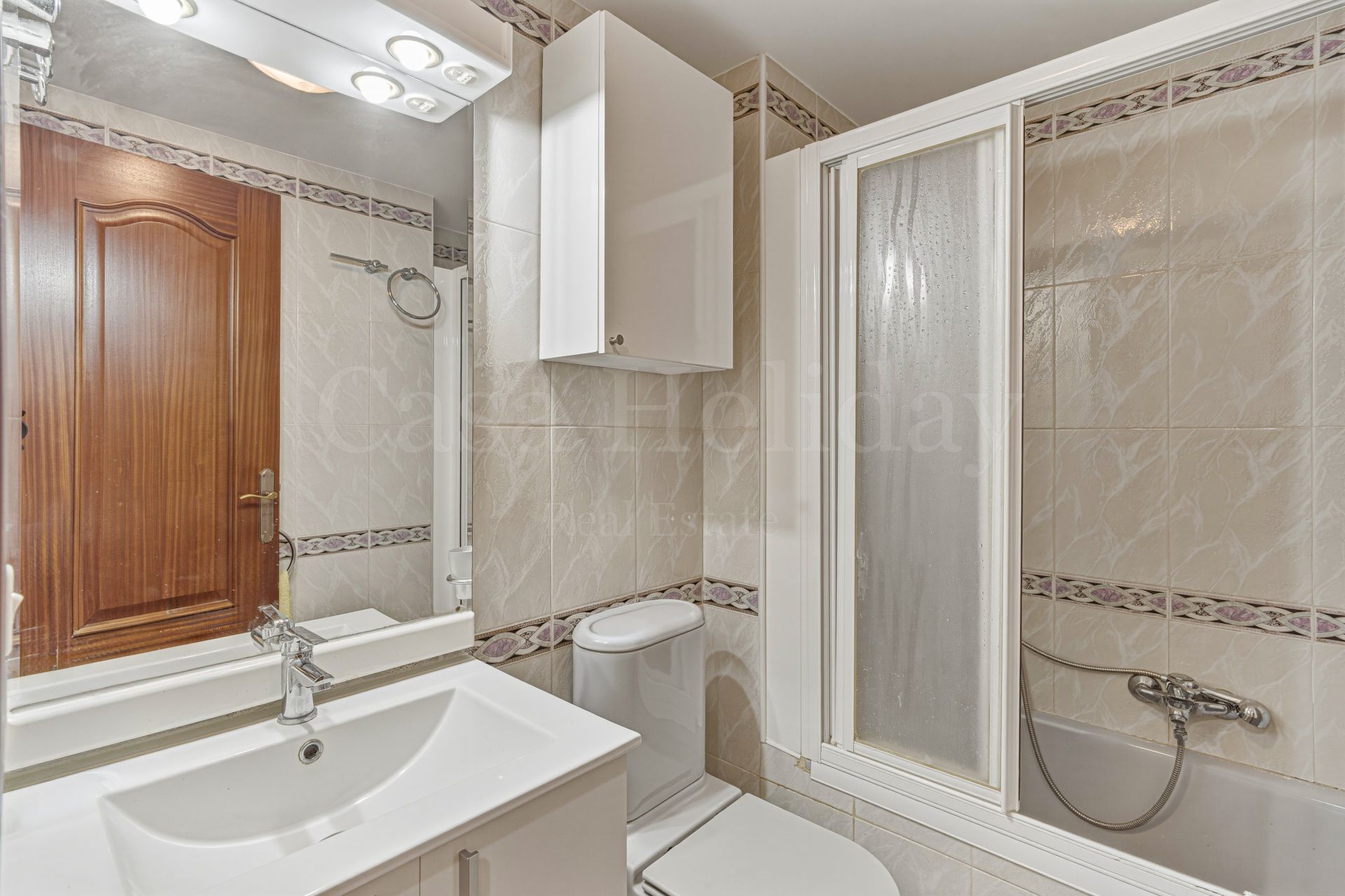 Apartment in Parque Elviria, Marbella