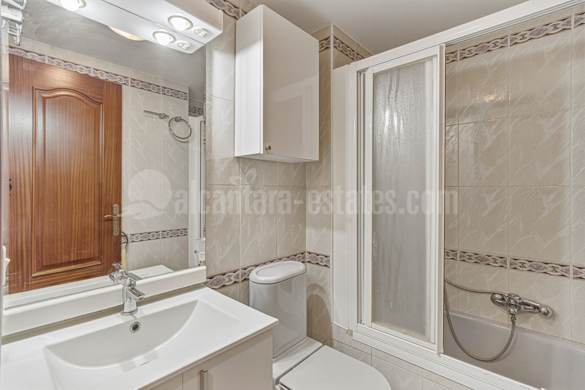 Apartment in Parque Elviria, Marbella