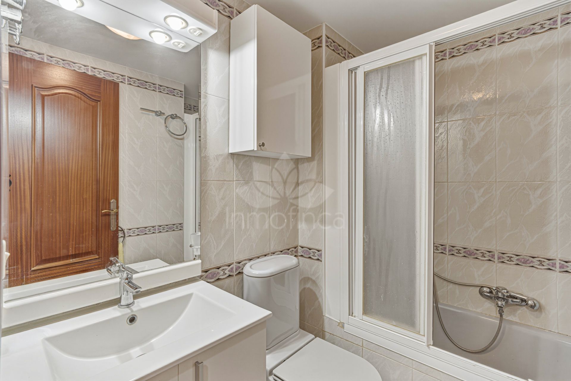 Apartment in Parque Elviria, Marbella