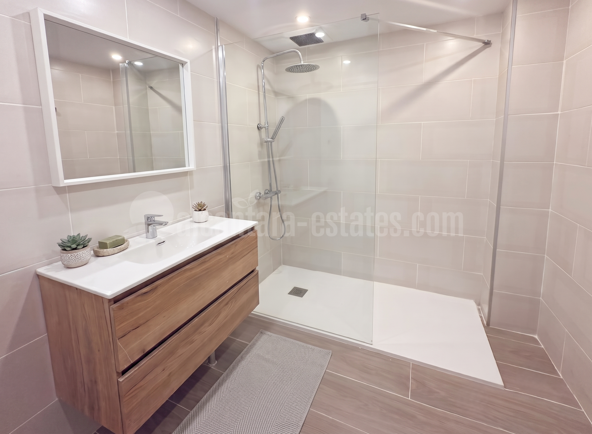 Duplex Penthouse in Parque Elviria, Marbella