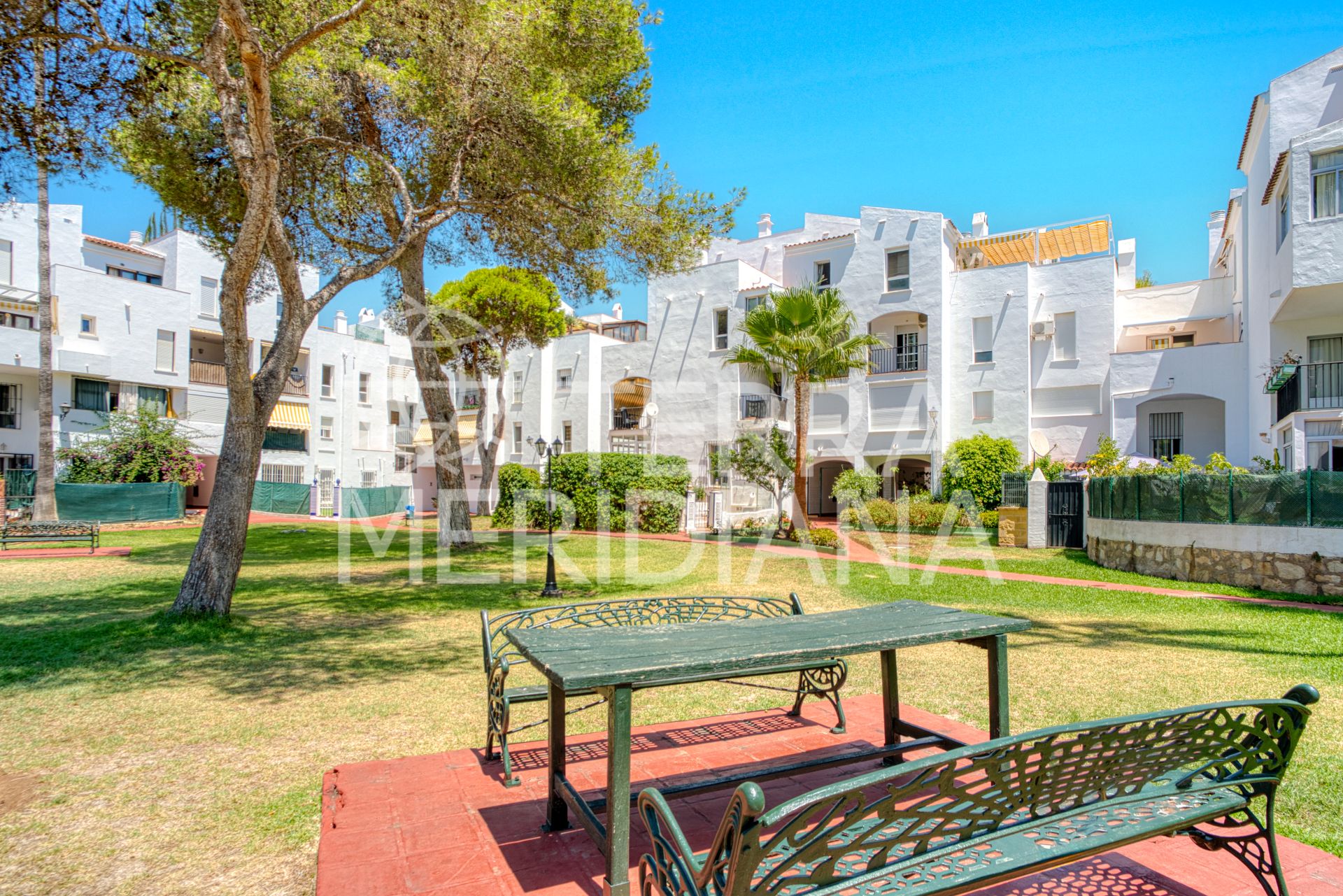 Duplex Penthouse in Parque Elviria, Marbella