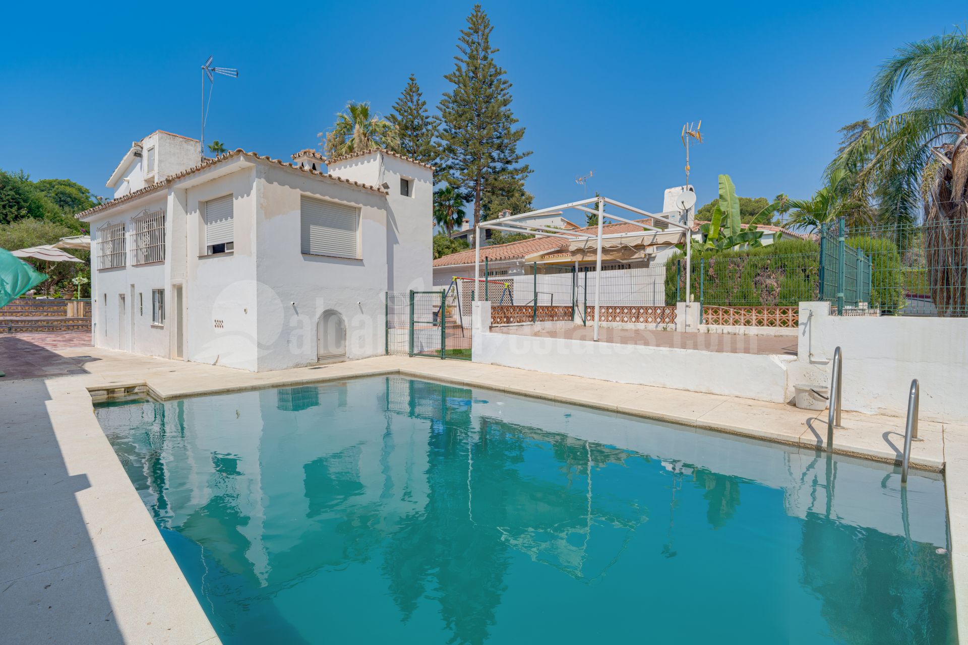 Villa in Nueva Andalucia, Marbella