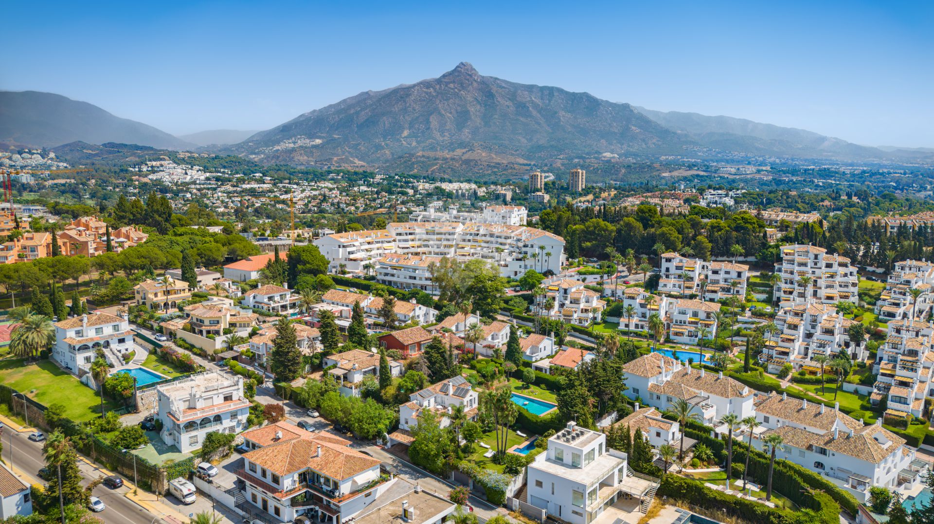 Villa in Nueva Andalucia, Marbella
