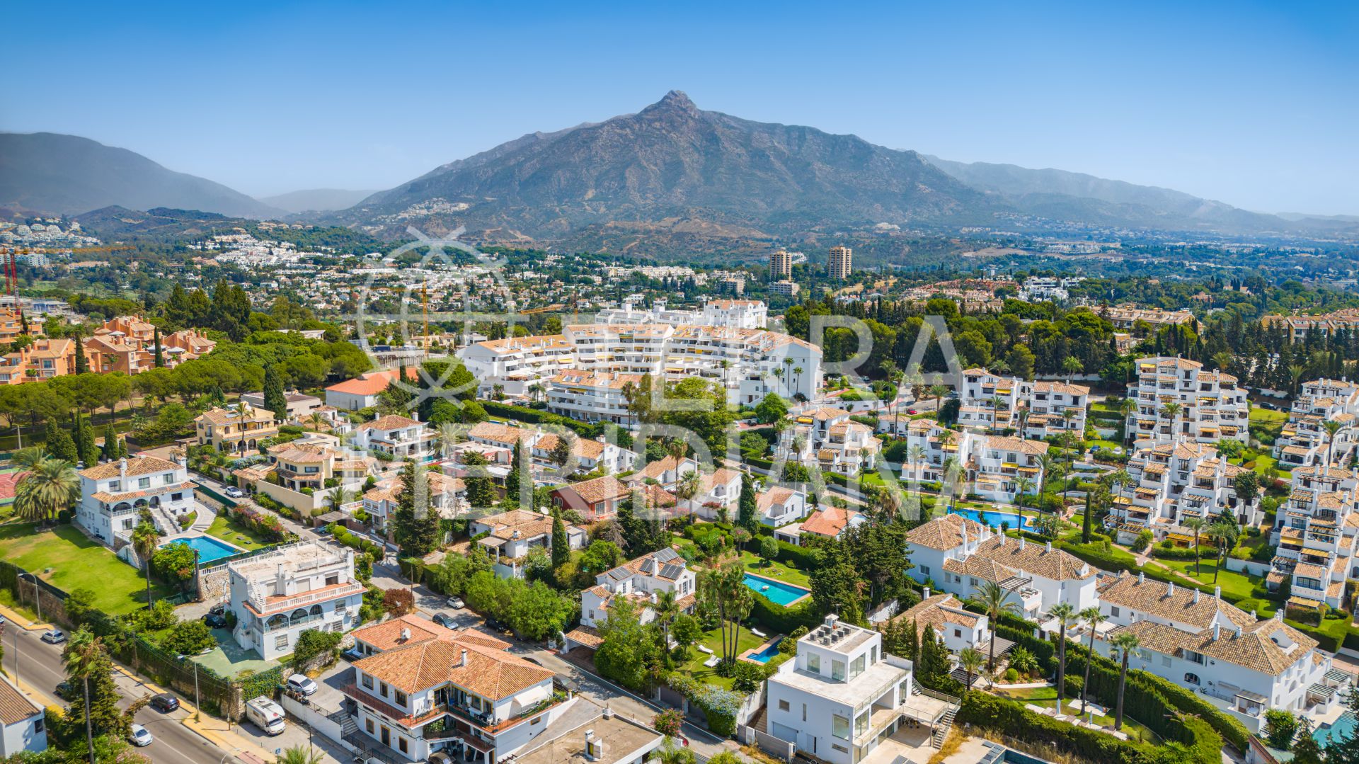 Villa in Nueva Andalucia, Marbella