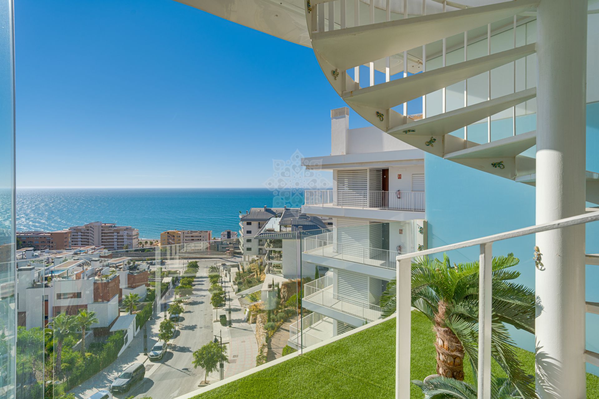 Duplex Penthouse in El Higueron, Fuengirola